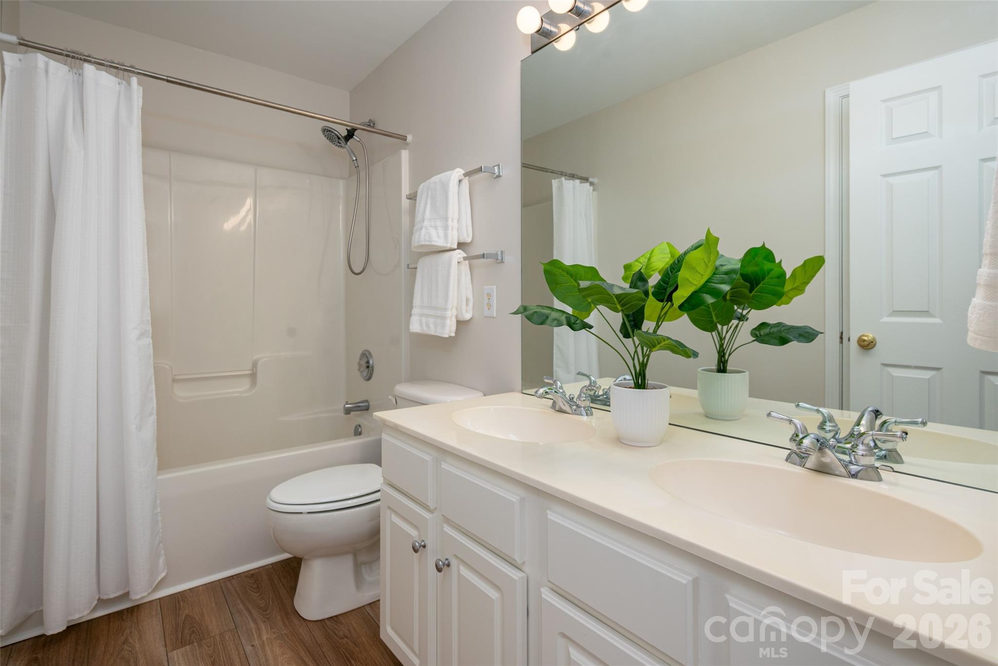 8518 Dennington Grove Lane — Charlotte