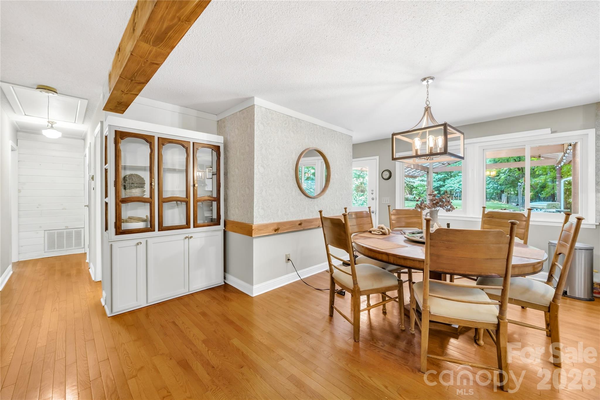 5917 Davis Road — Waxhaw