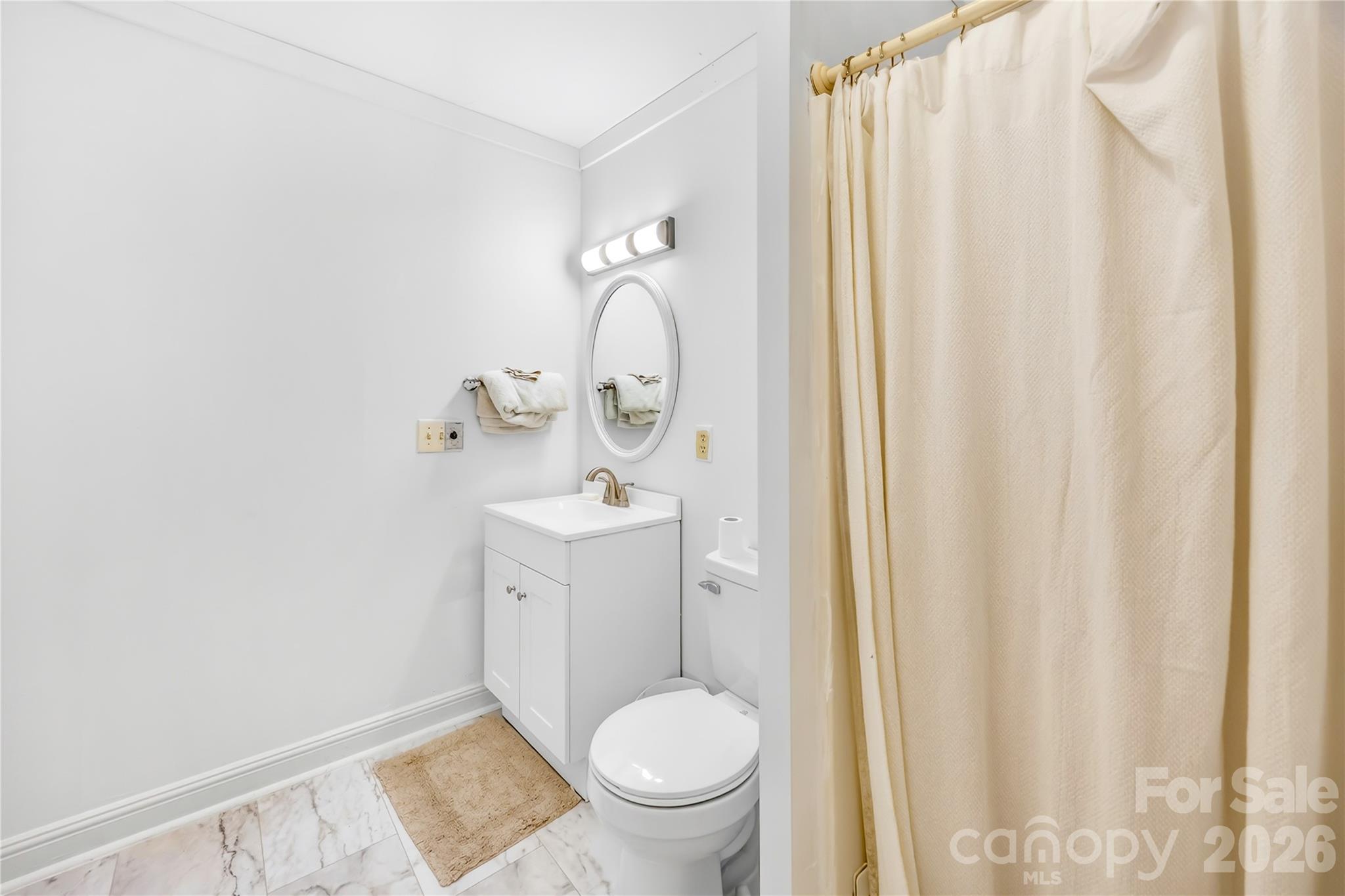 5917 Davis Road — Waxhaw