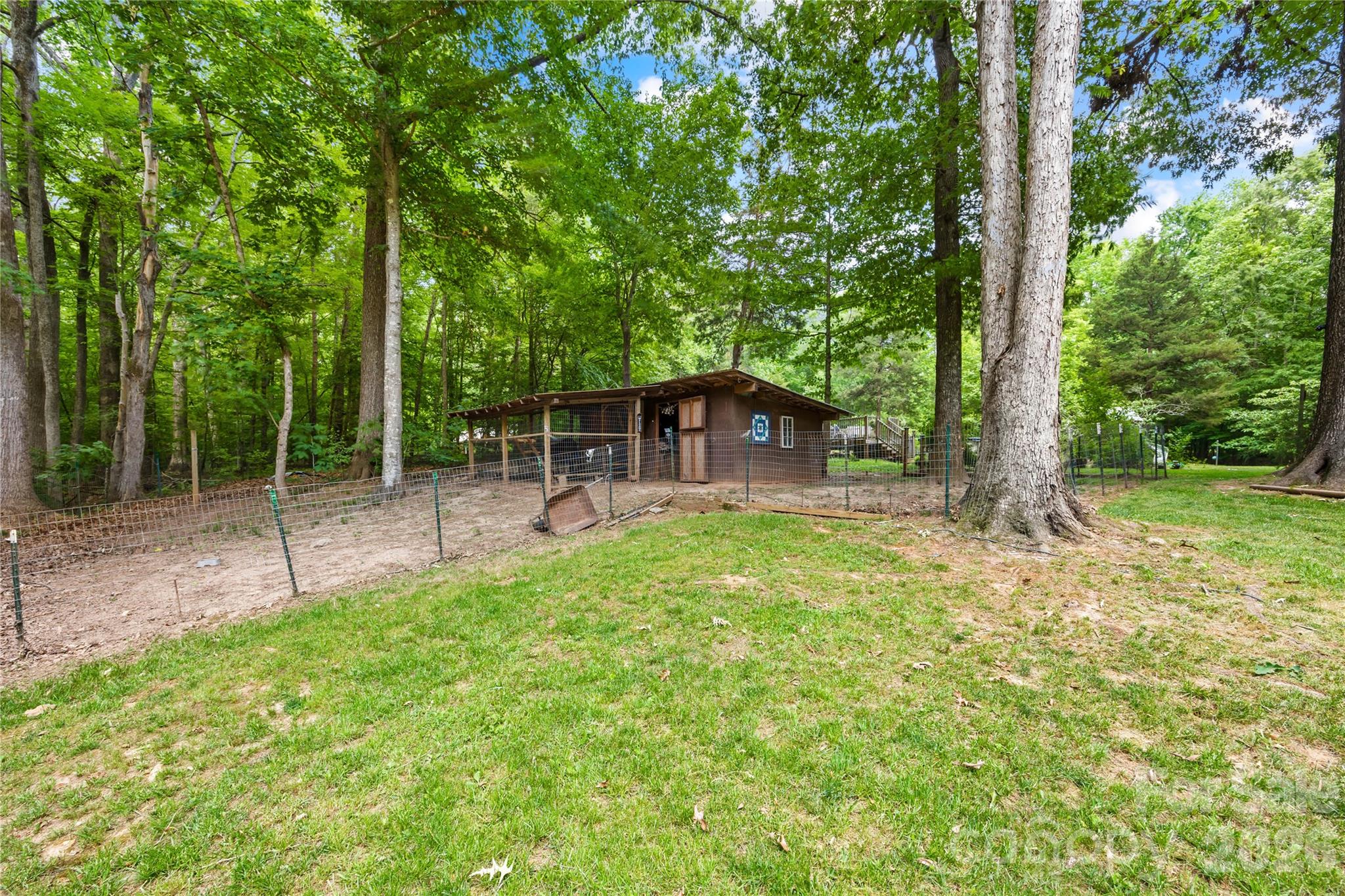 5917 Davis Road — Waxhaw