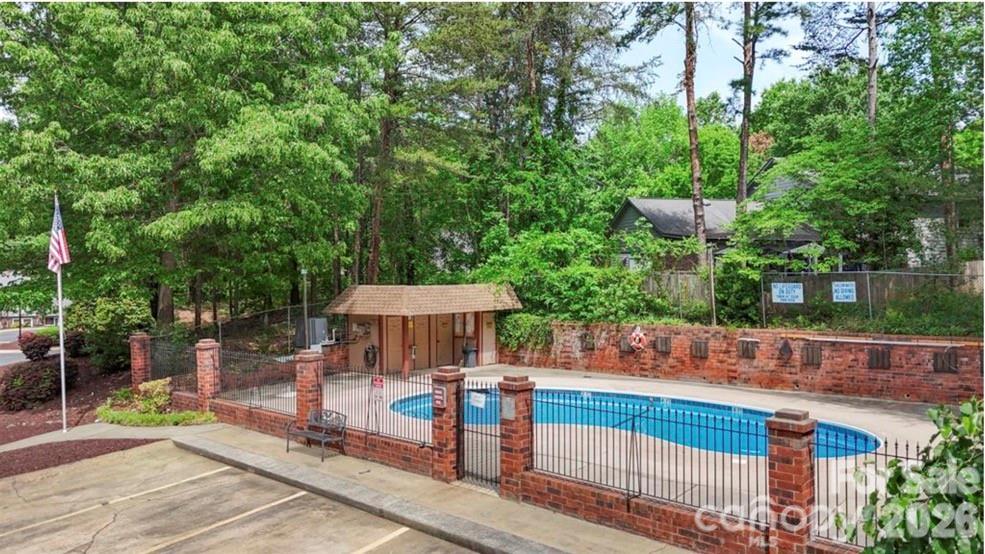 114 Ashleigh Court — Fort Mill