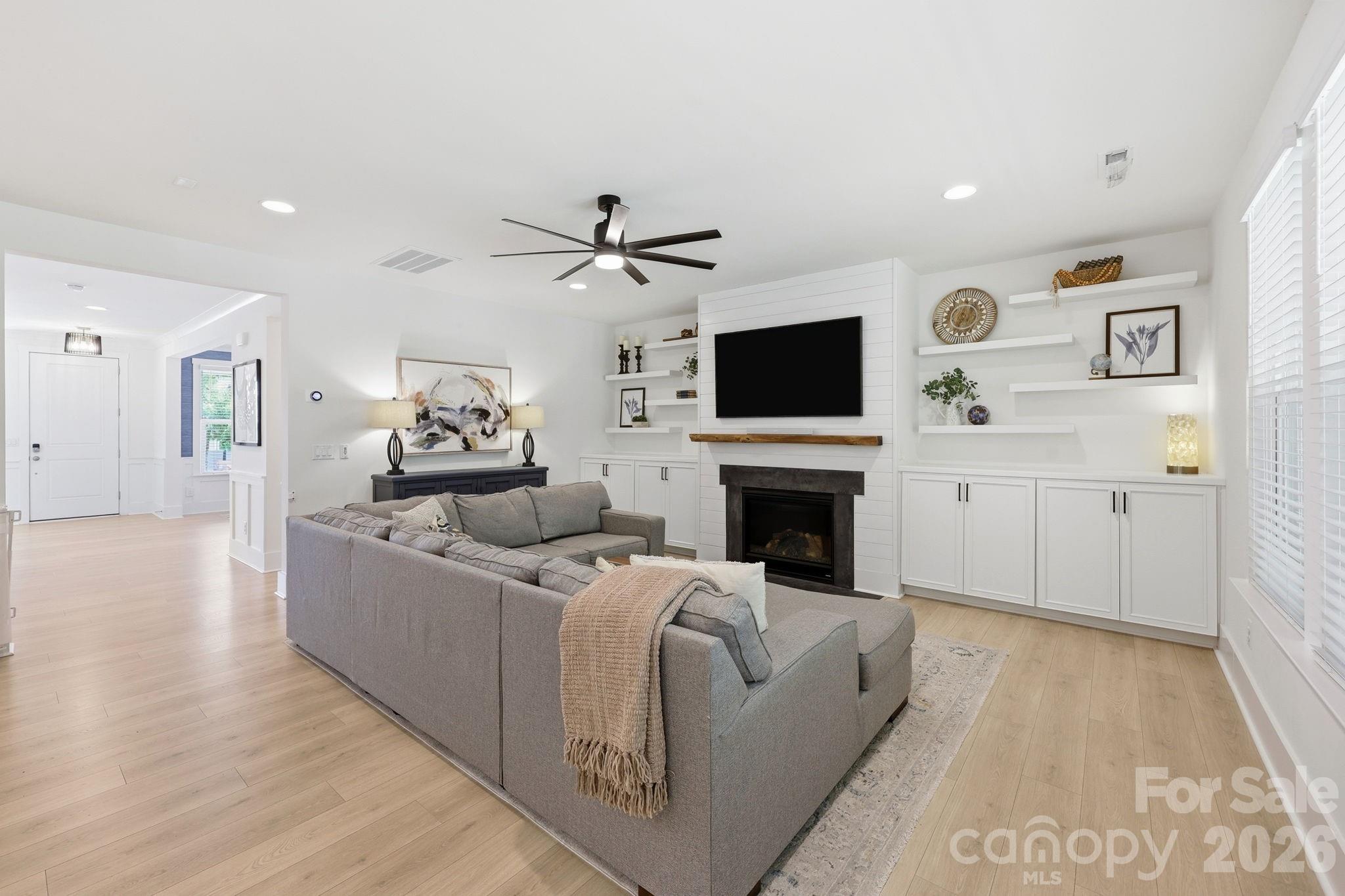 15316 Ravenall Drive — Huntersville