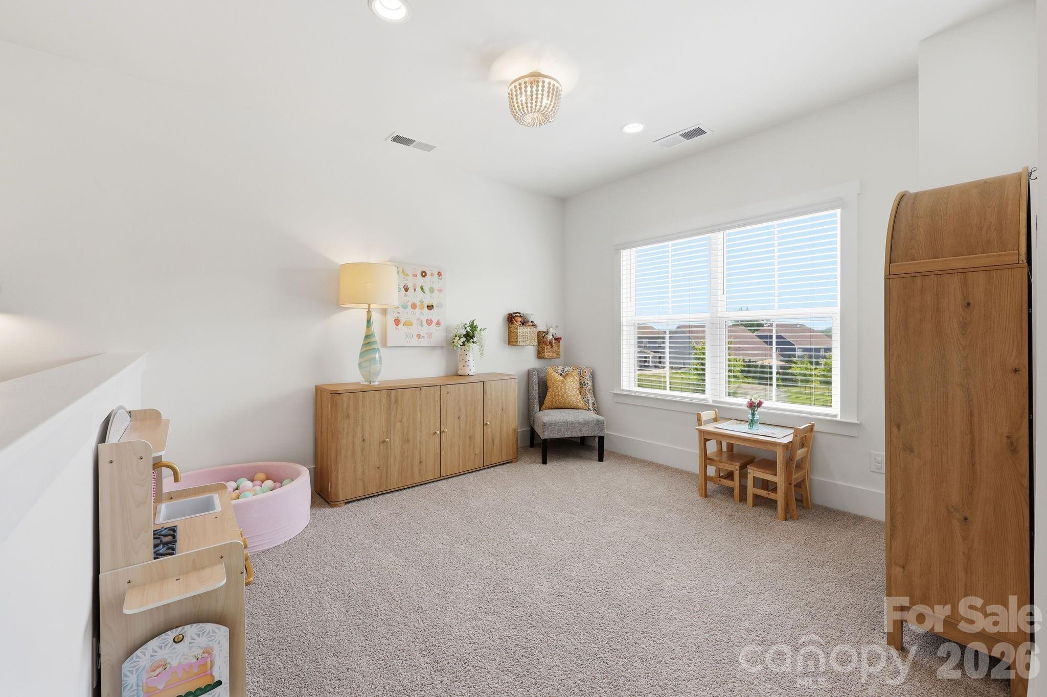 15316 Ravenall Drive — Huntersville
