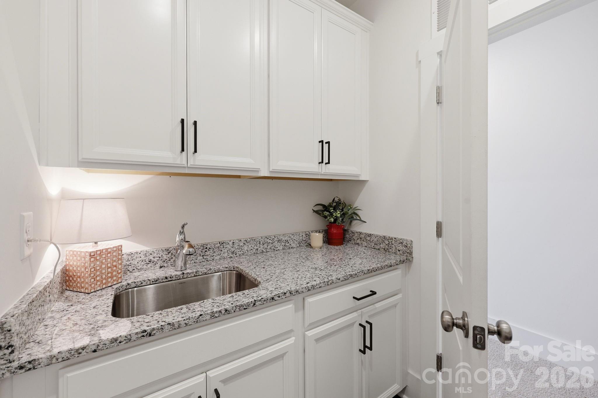 15316 Ravenall Drive — Huntersville