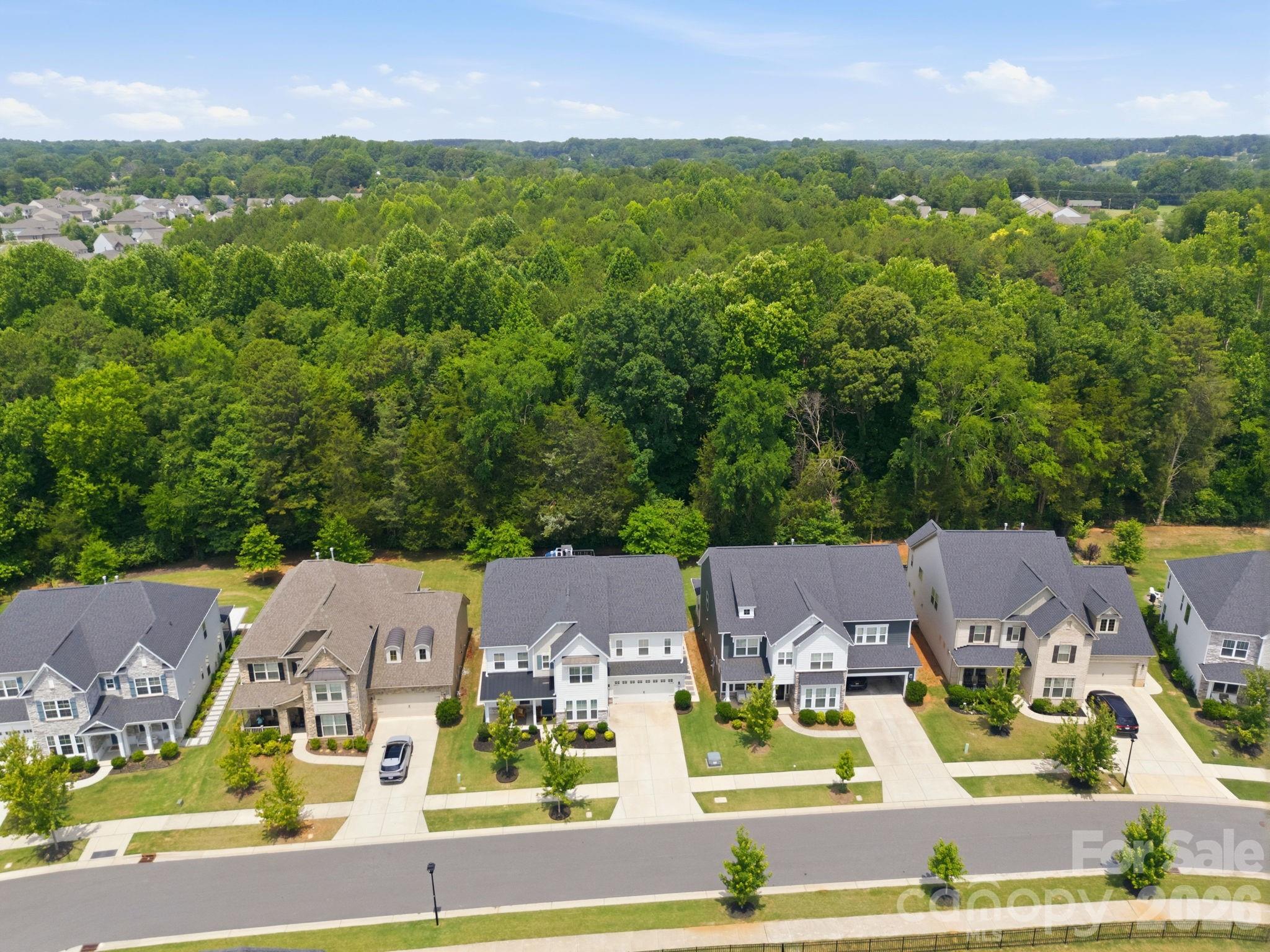 15316 Ravenall Drive — Huntersville