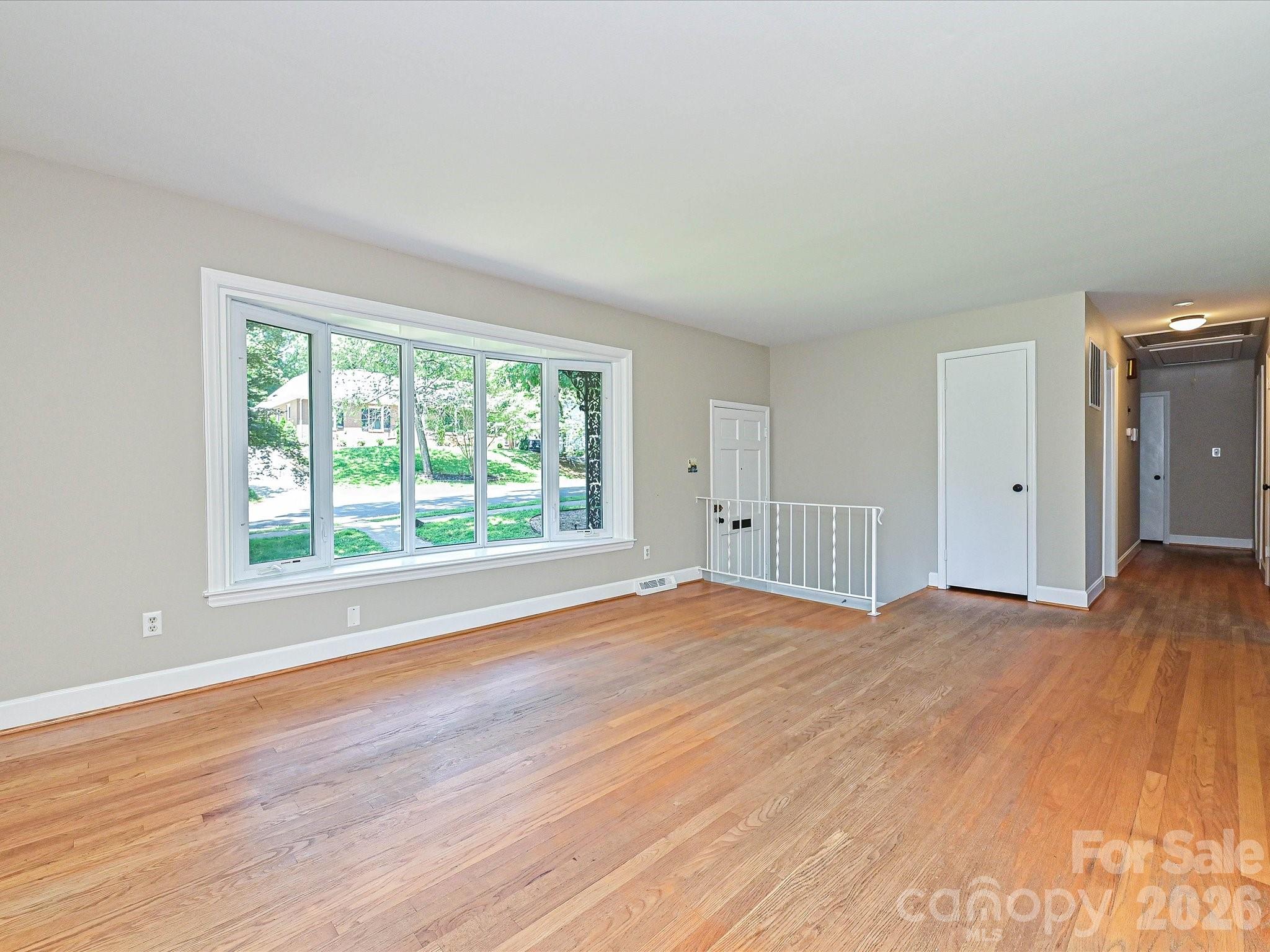 6947 Woodstock Drive — Charlotte