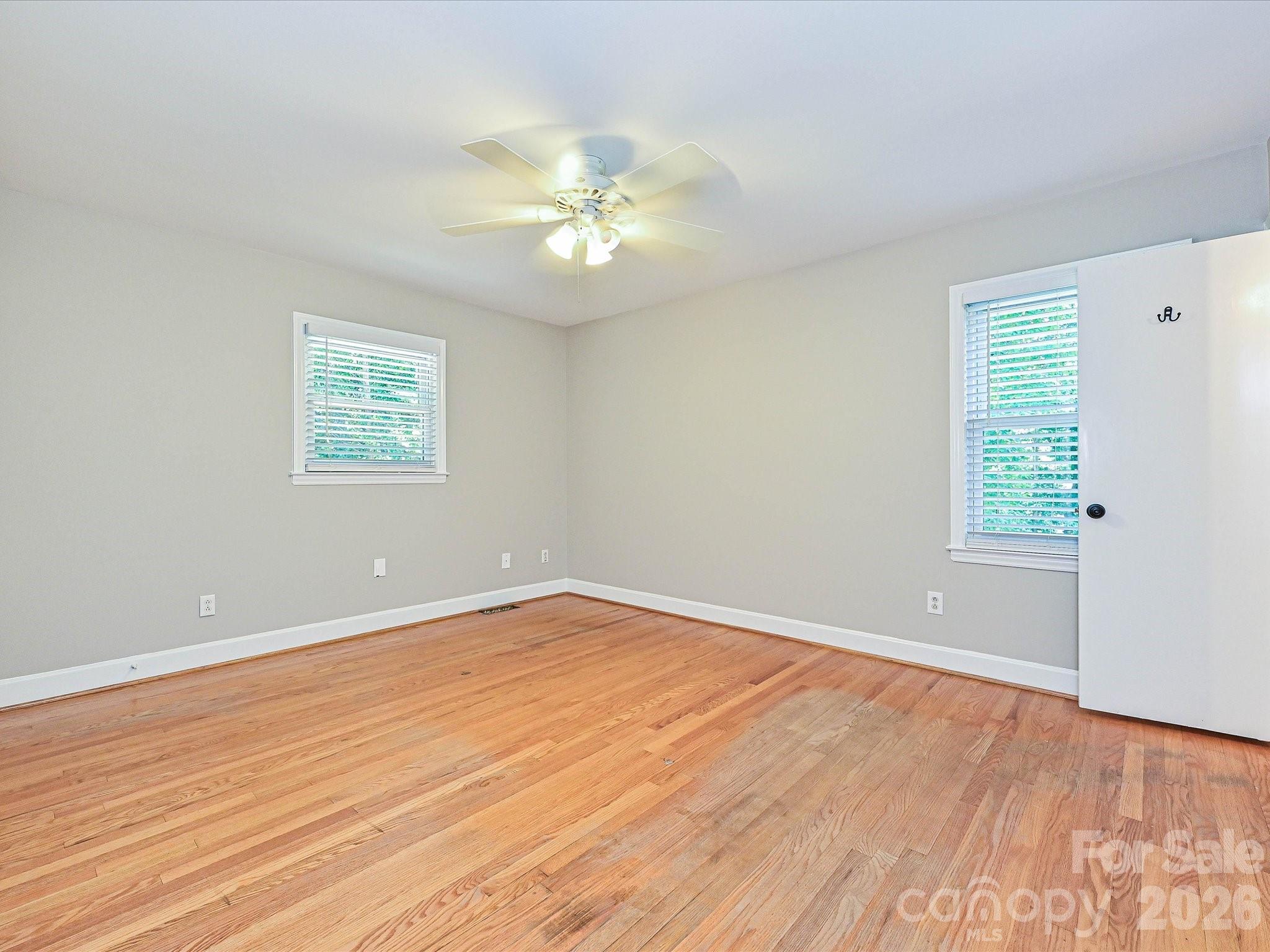 6947 Woodstock Drive — Charlotte