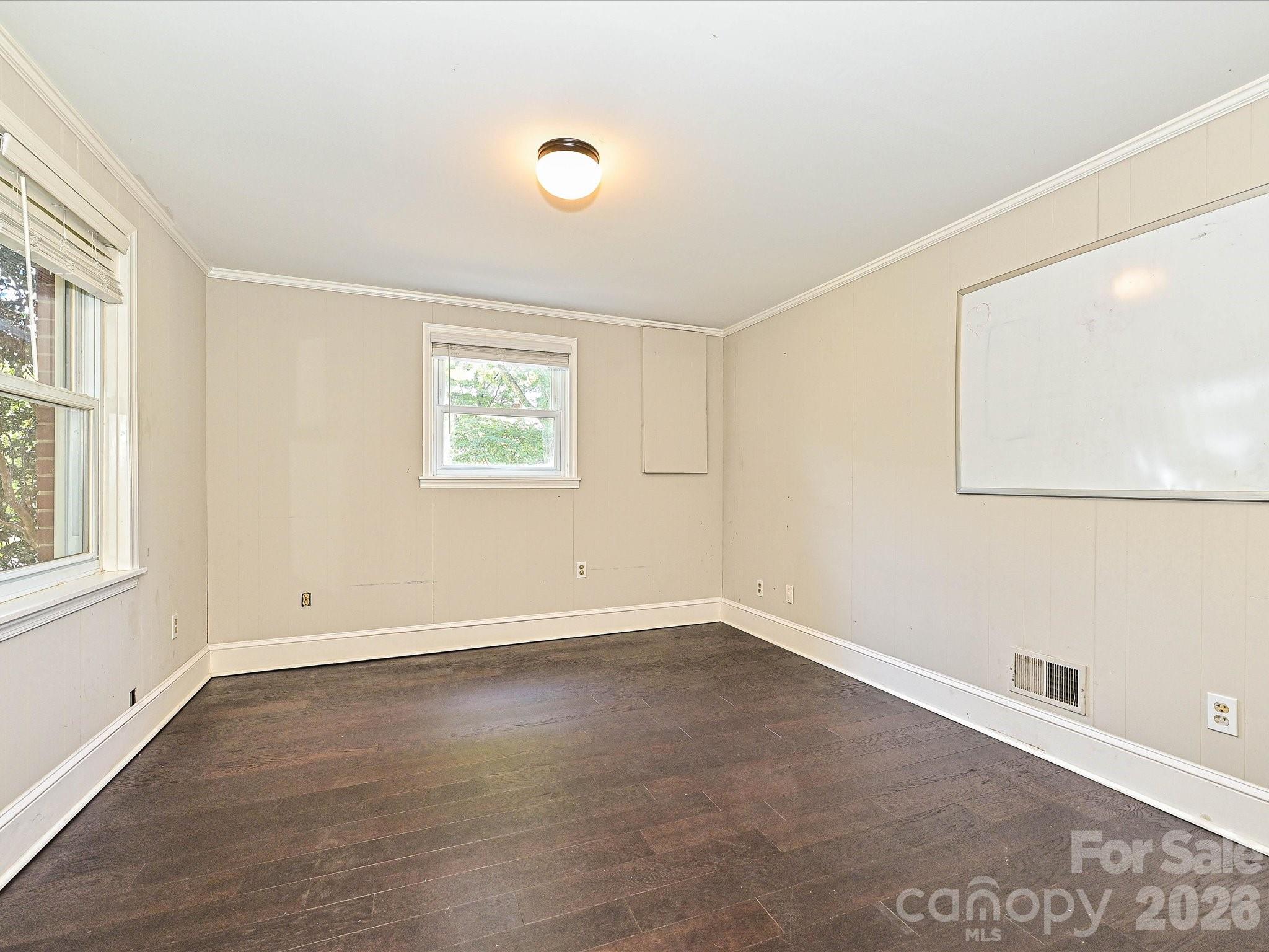 6947 Woodstock Drive — Charlotte
