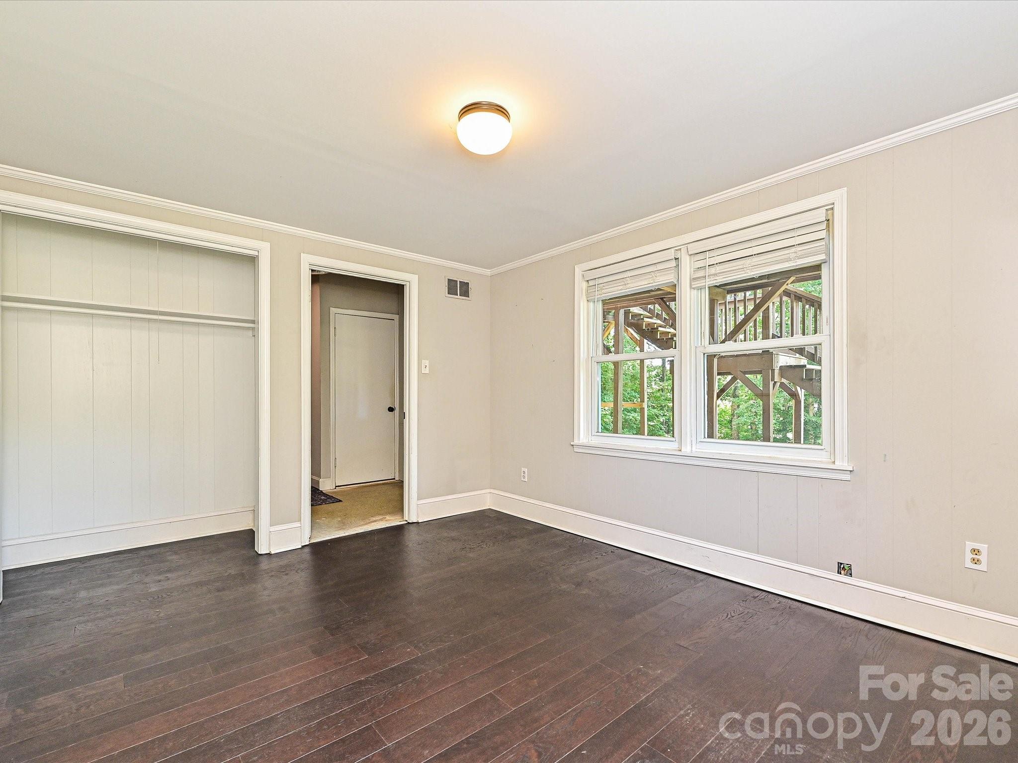6947 Woodstock Drive — Charlotte