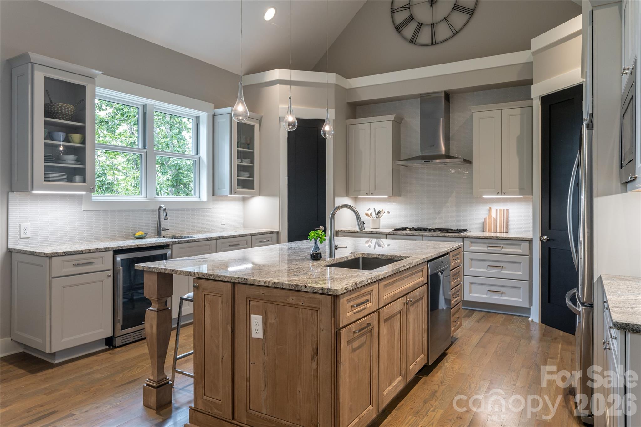57 Villa Nova Drive — Asheville