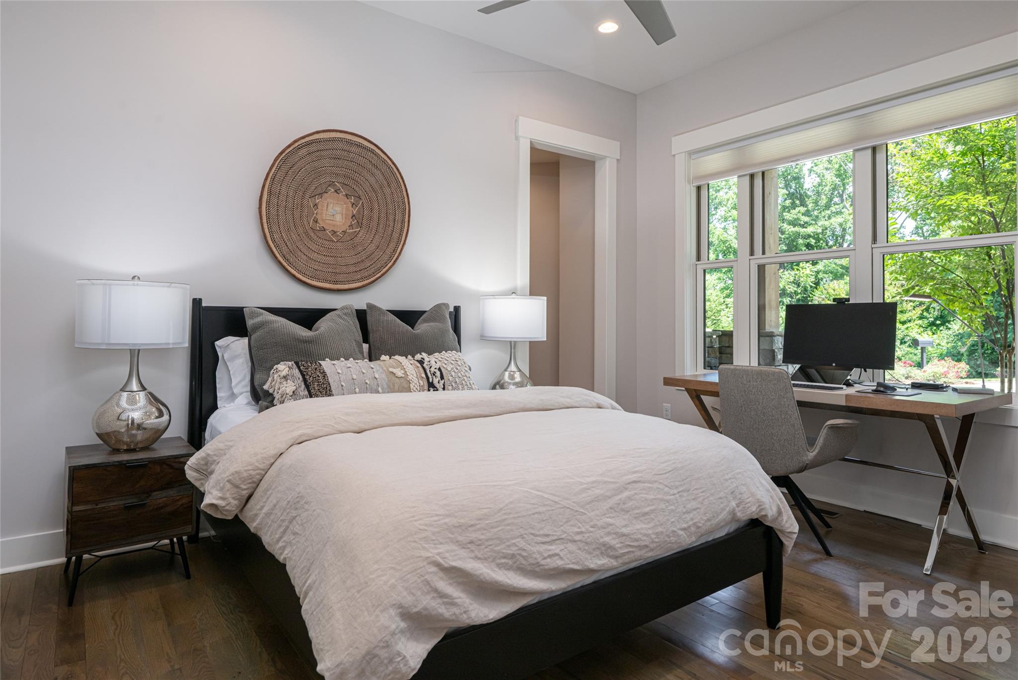 57 Villa Nova Drive — Asheville