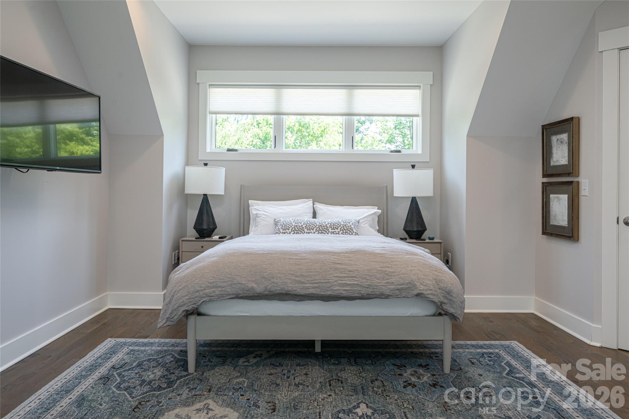 57 Villa Nova Drive — Asheville