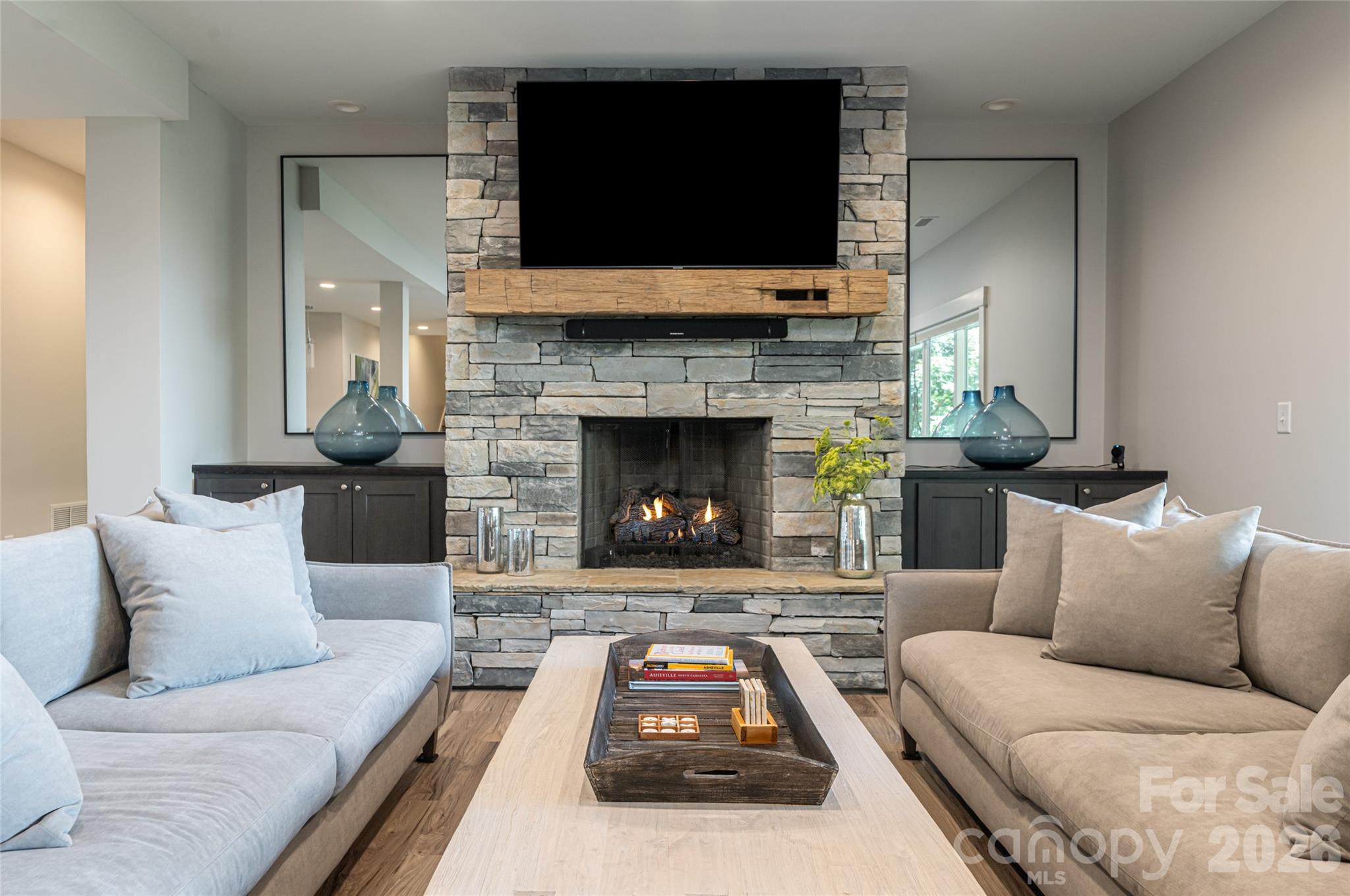 57 Villa Nova Drive — Asheville