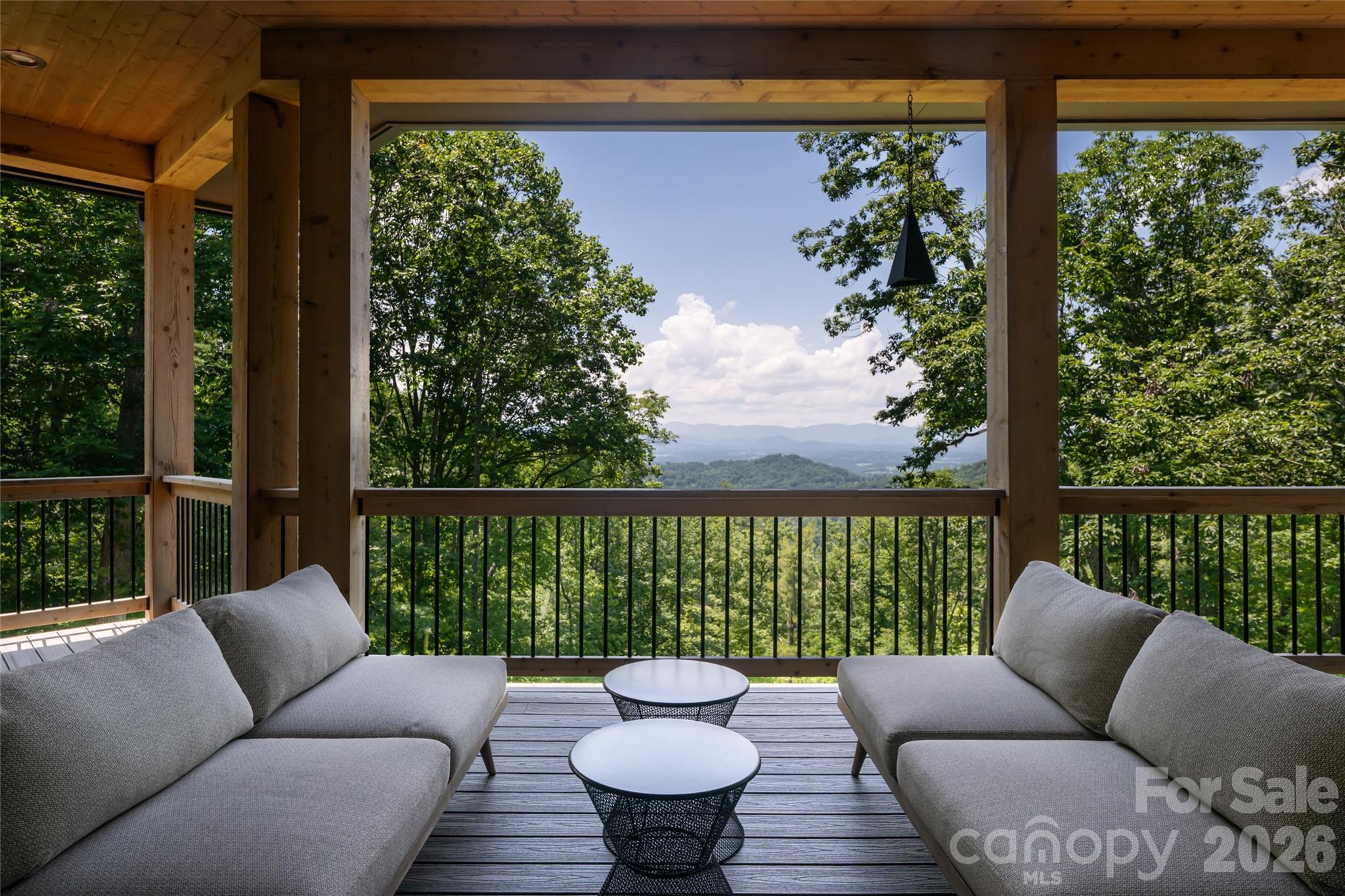 57 Villa Nova Drive — Asheville