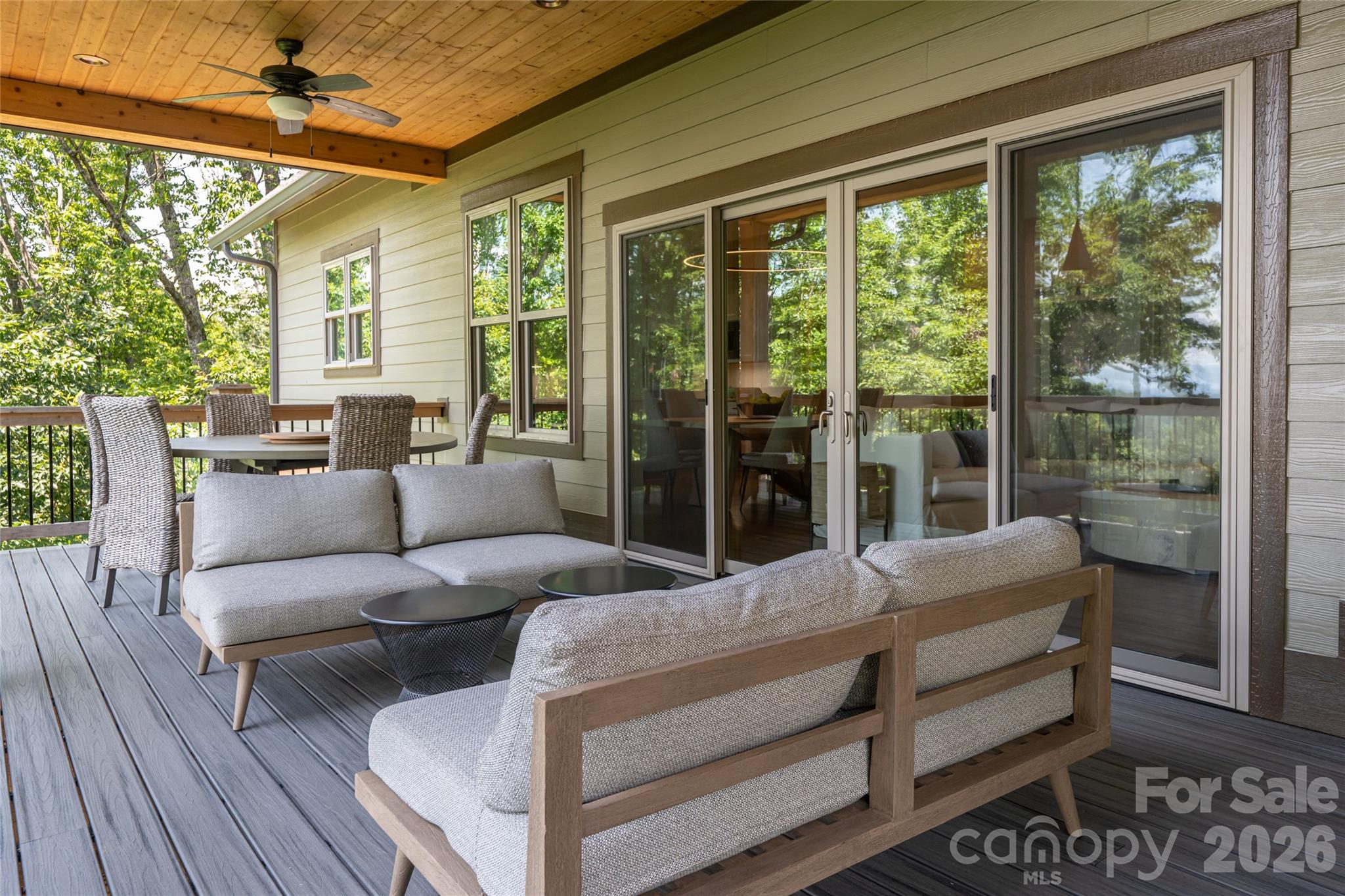 57 Villa Nova Drive — Asheville