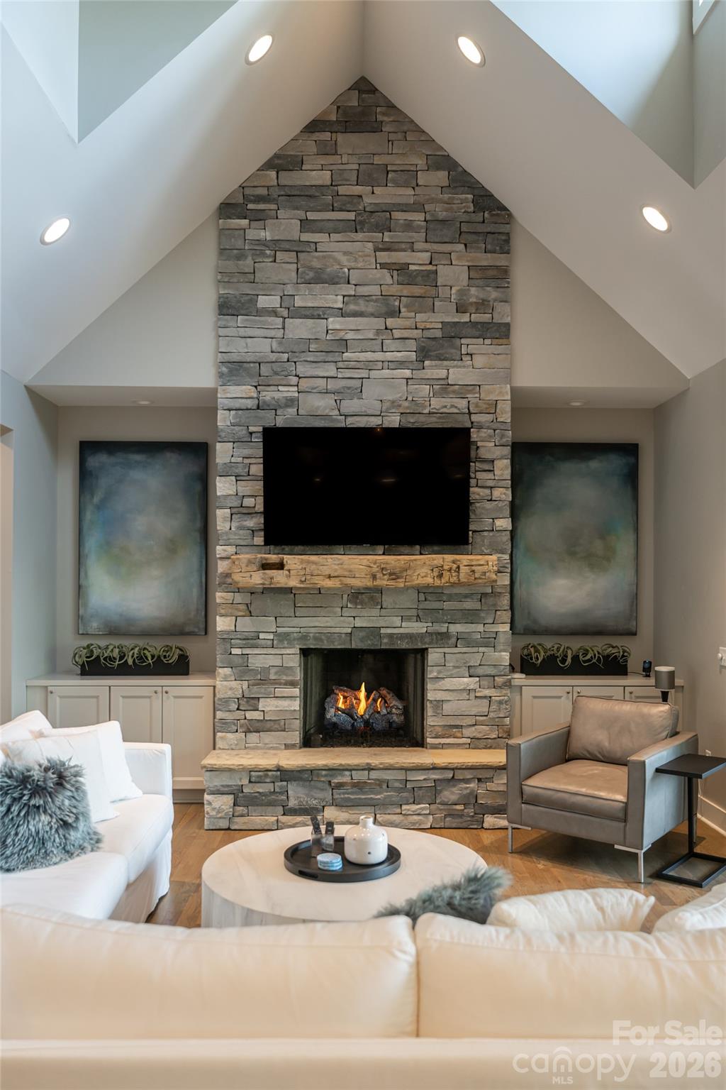 57 Villa Nova Drive — Asheville