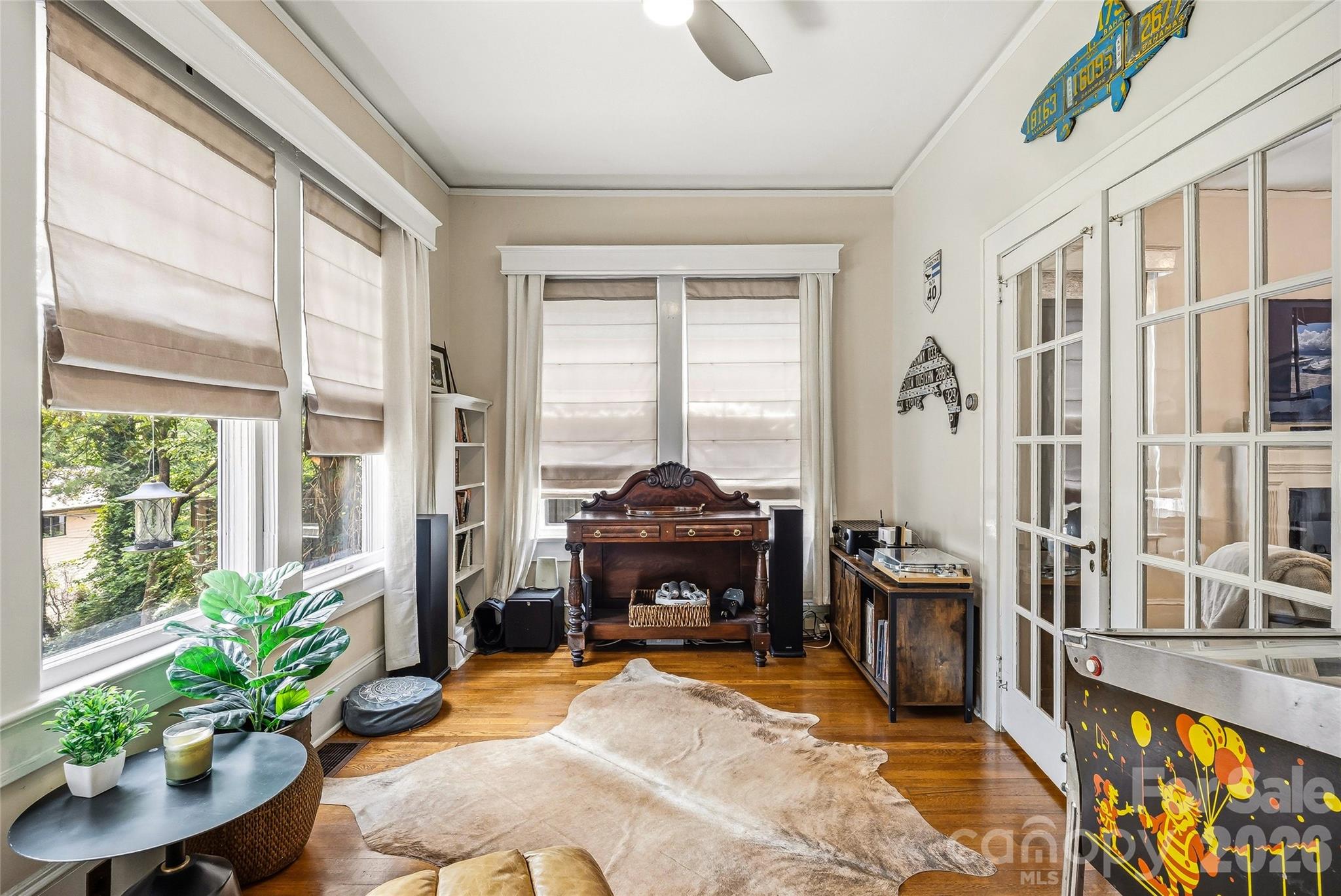 1620 Norwood Place — Hendersonville