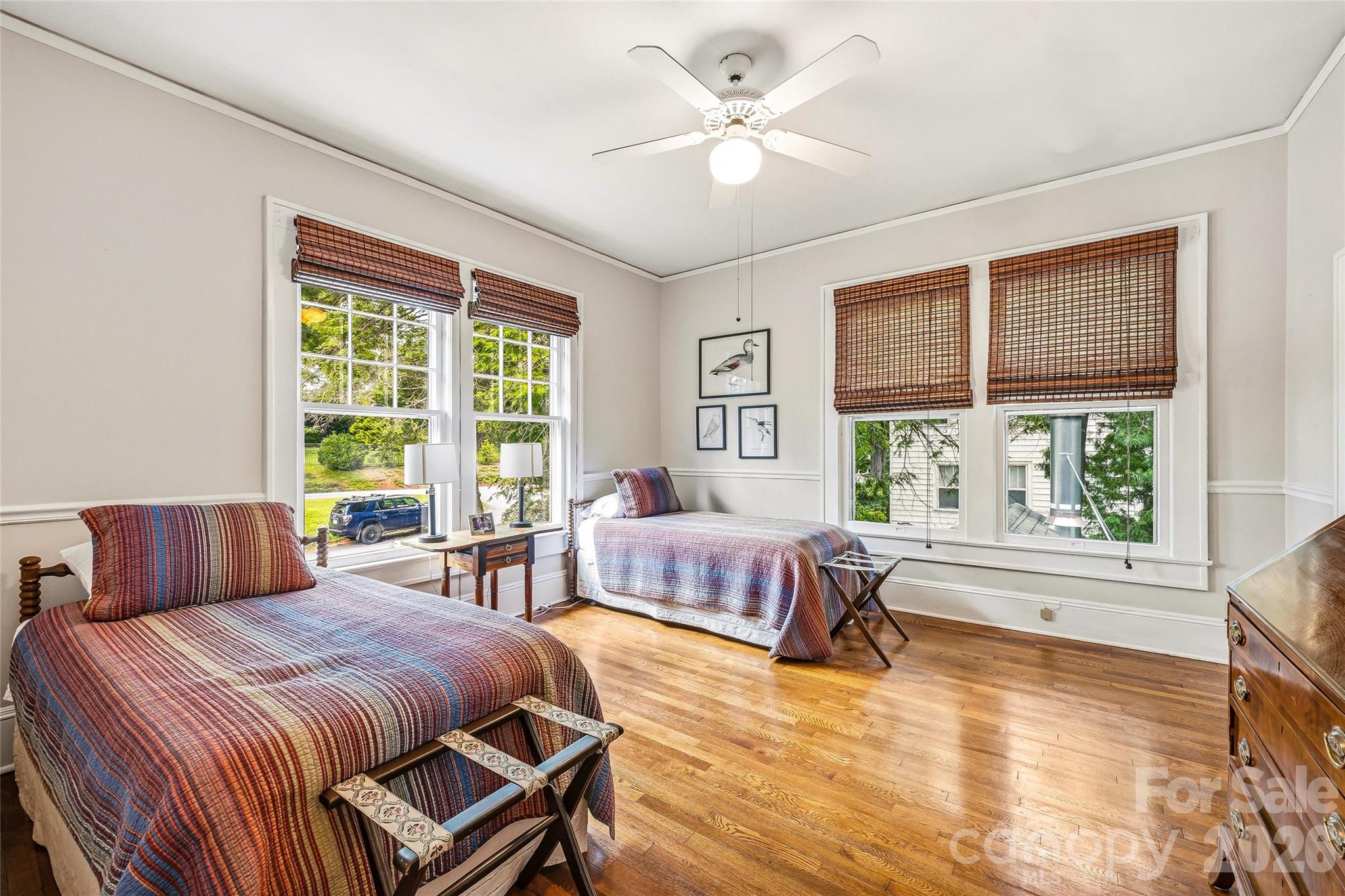 1620 Norwood Place — Hendersonville