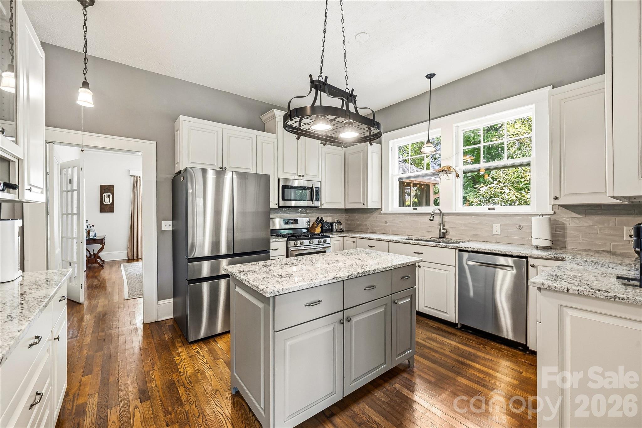 1620 Norwood Place — Hendersonville