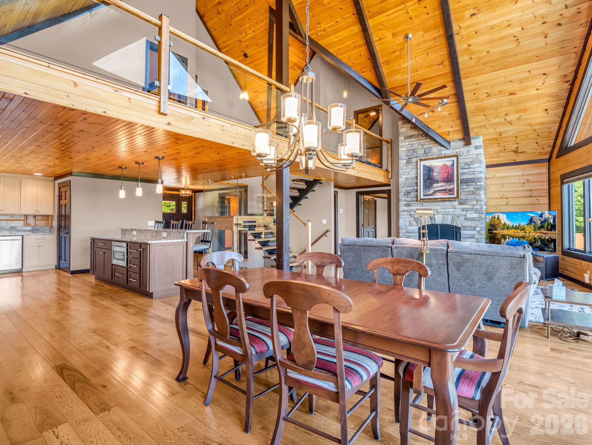 590 Boulder Ridge — Lake Lure
