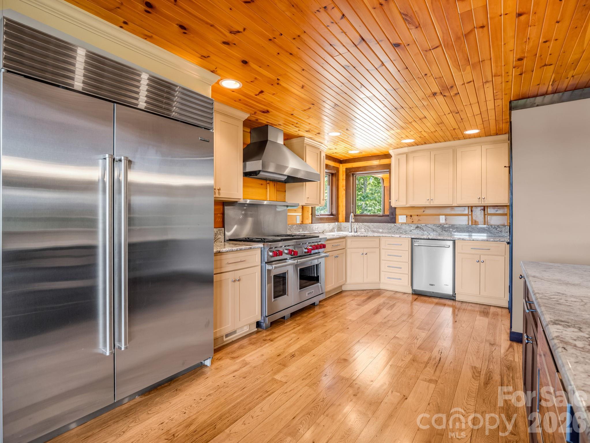 590 Boulder Ridge — Lake Lure