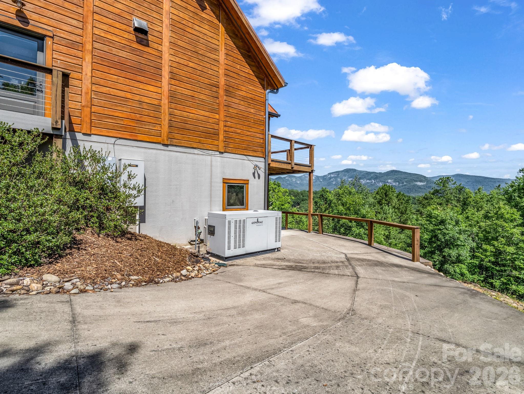 590 Boulder Ridge — Lake Lure