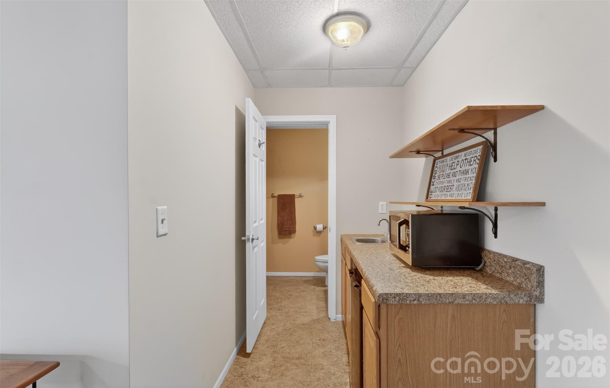 1168 Snowy Owl Road — Camden