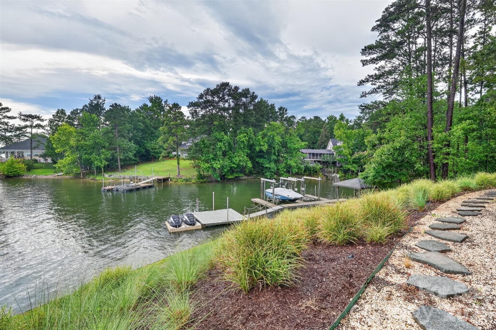 1168 Snowy Owl Road — Camden