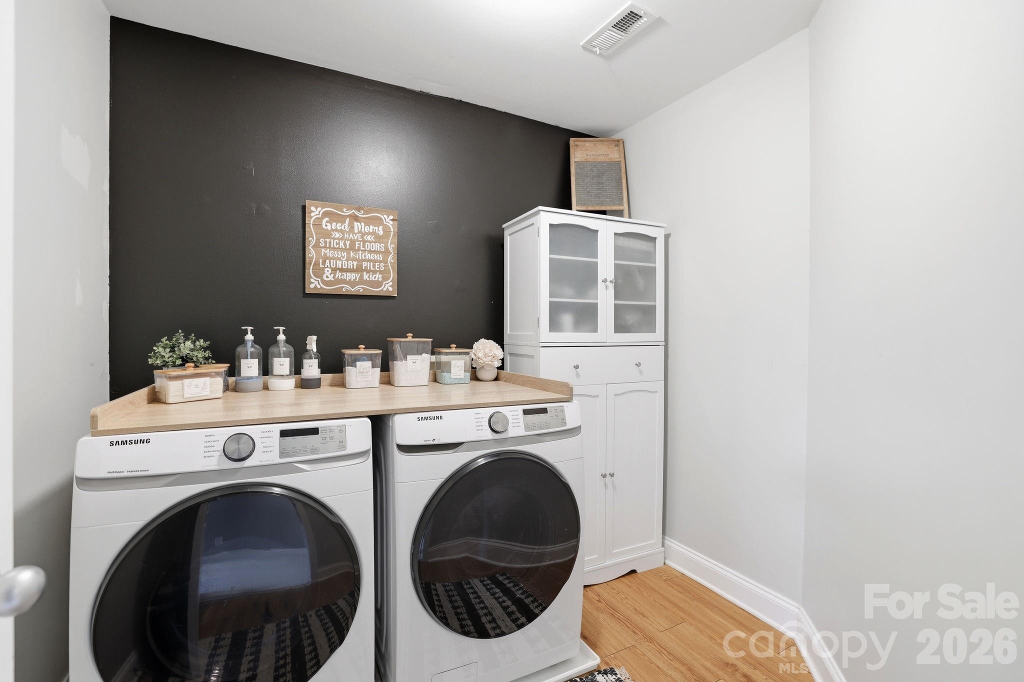 8636 Sagekirk Court — Charlotte
