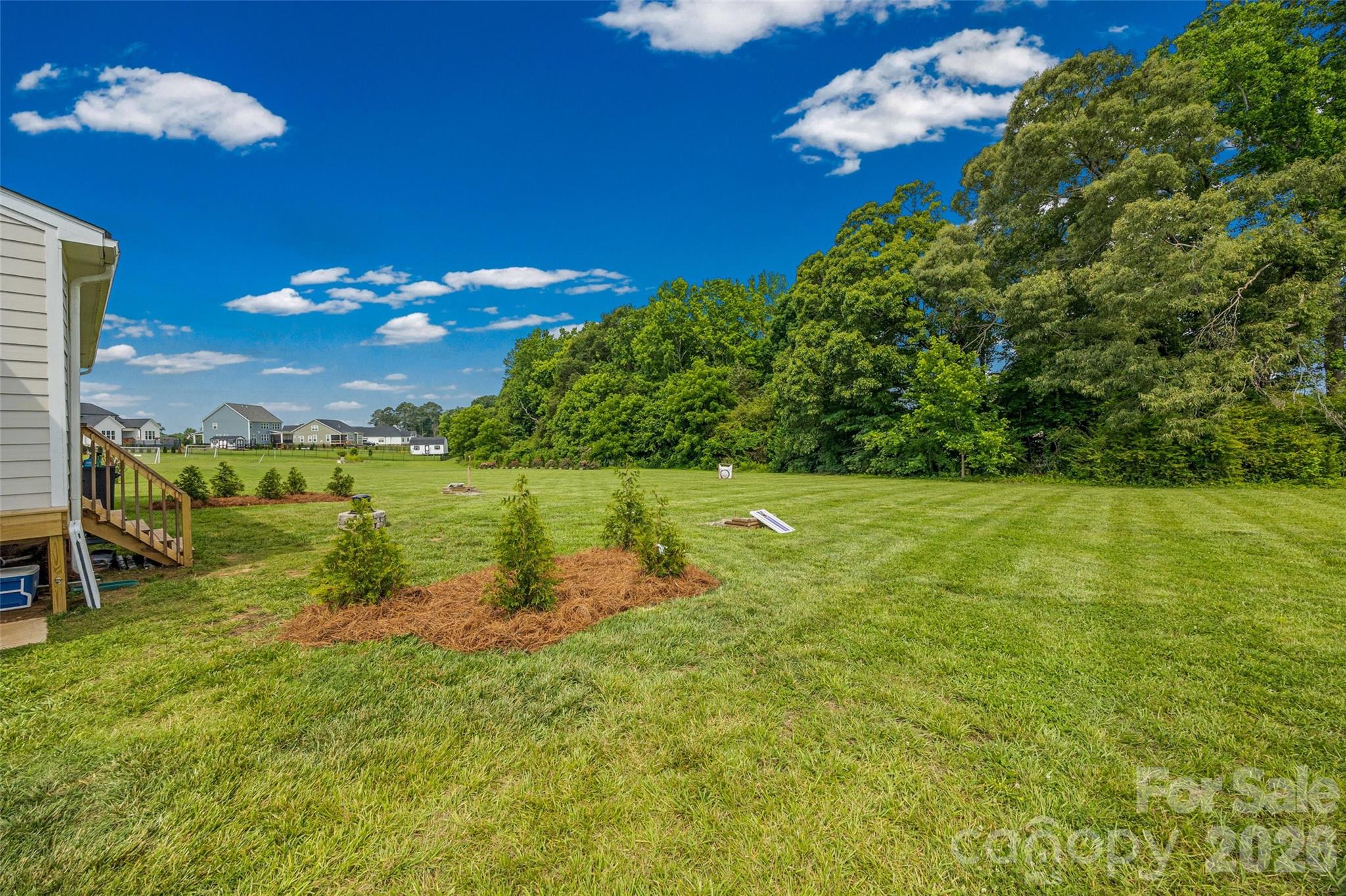 172 Triple Ponds Court — Clover