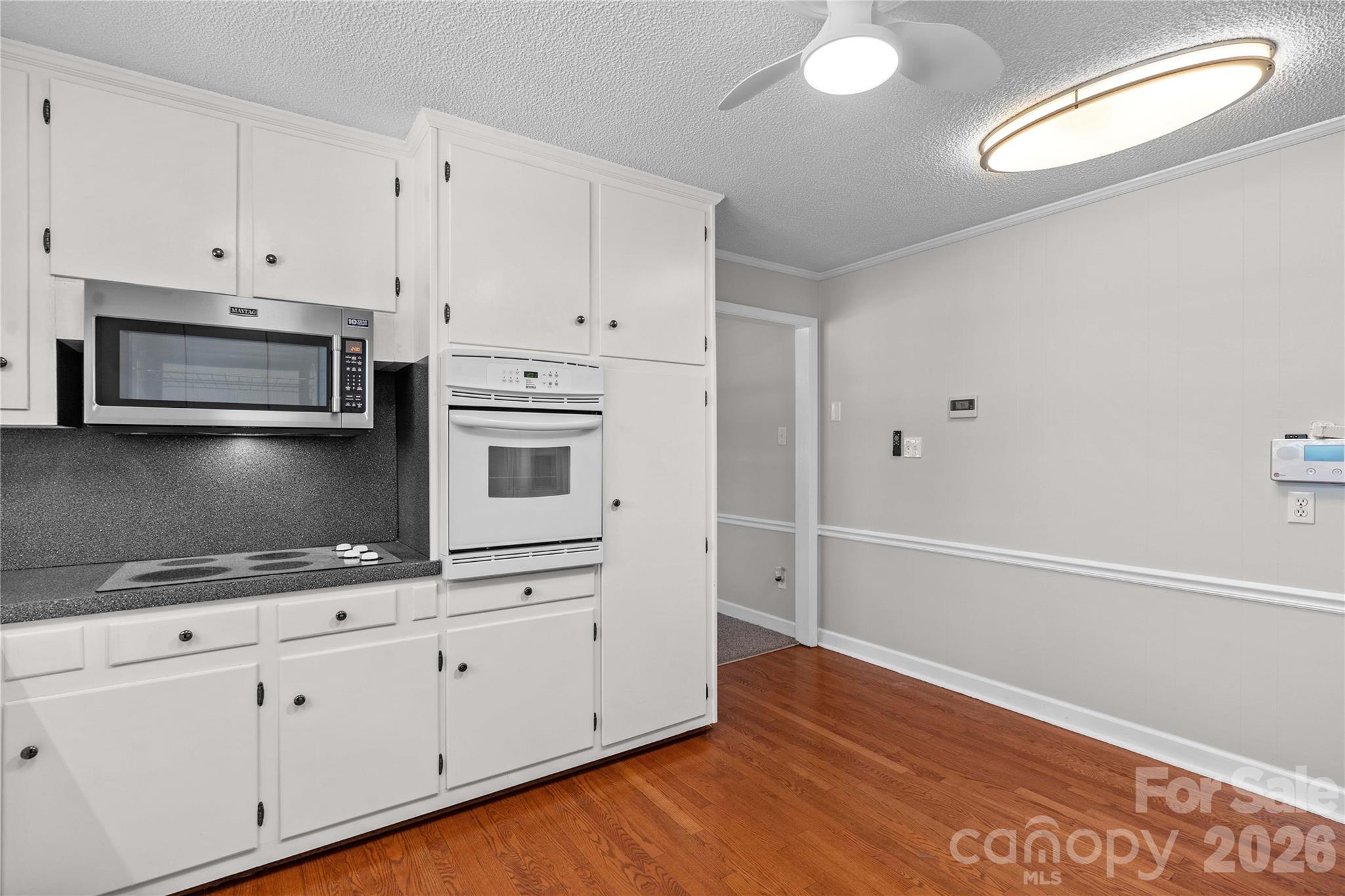 946 Shearers Road — Mooresville