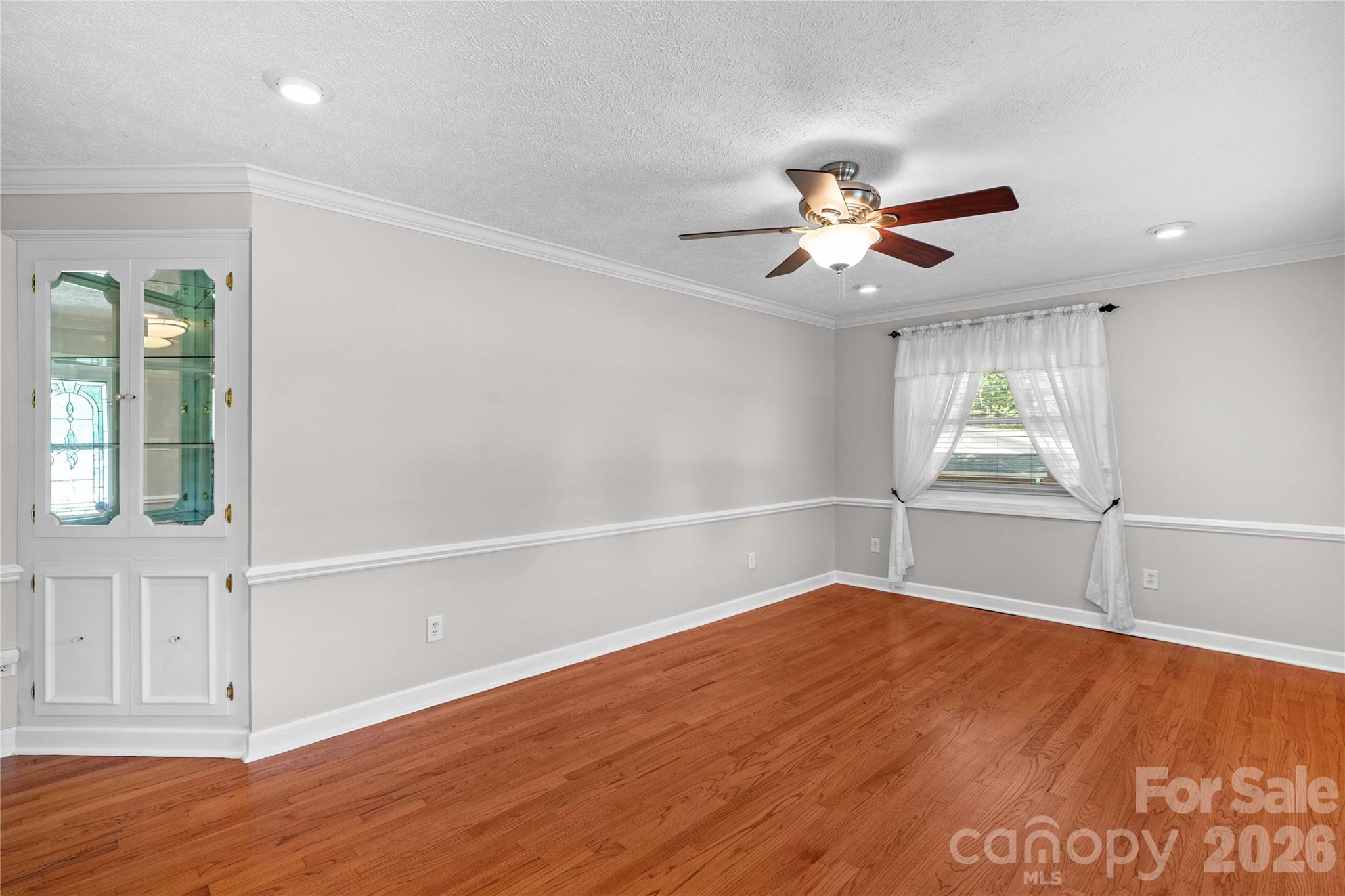 946 Shearers Road — Mooresville
