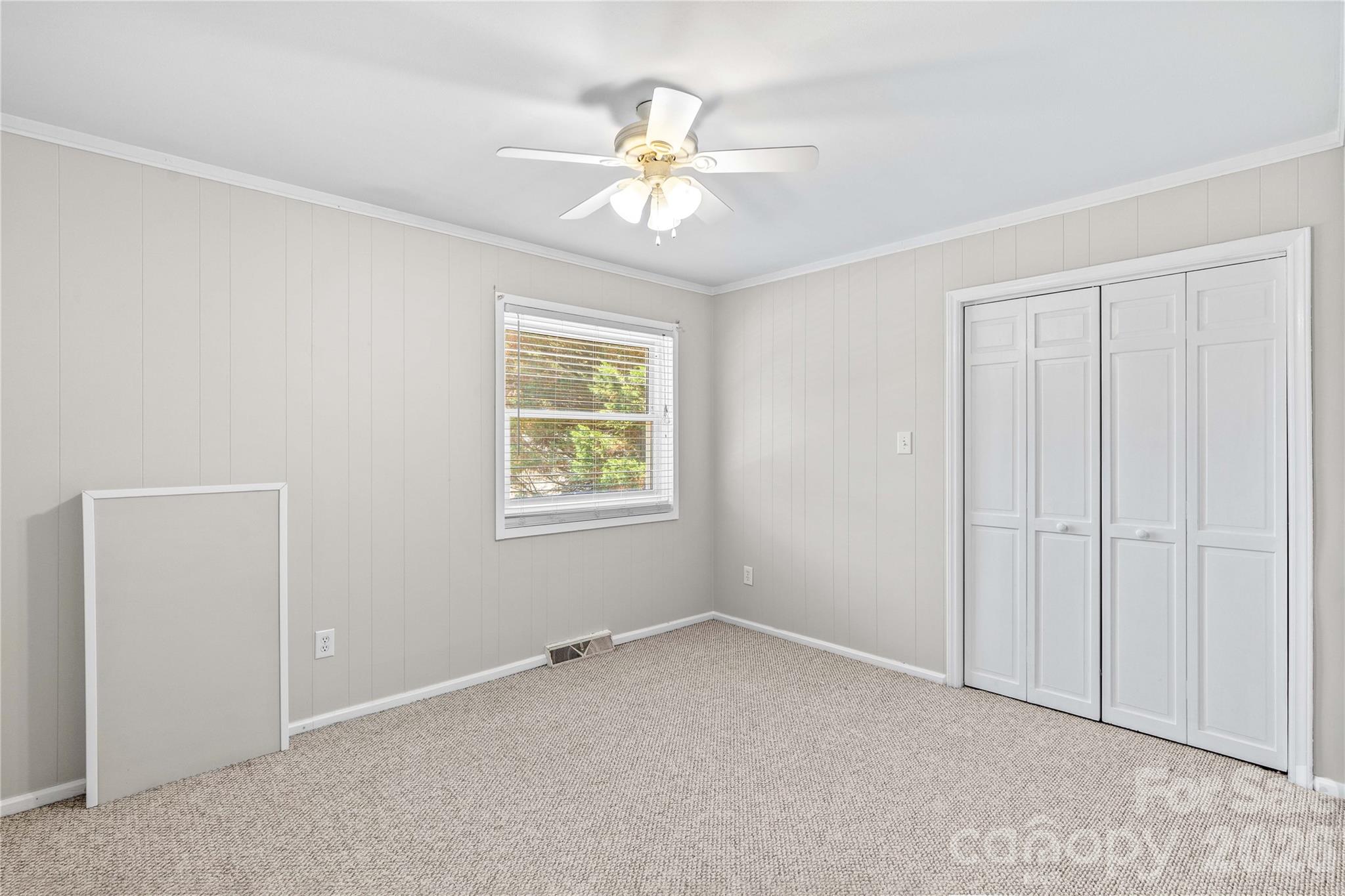 946 Shearers Road — Mooresville