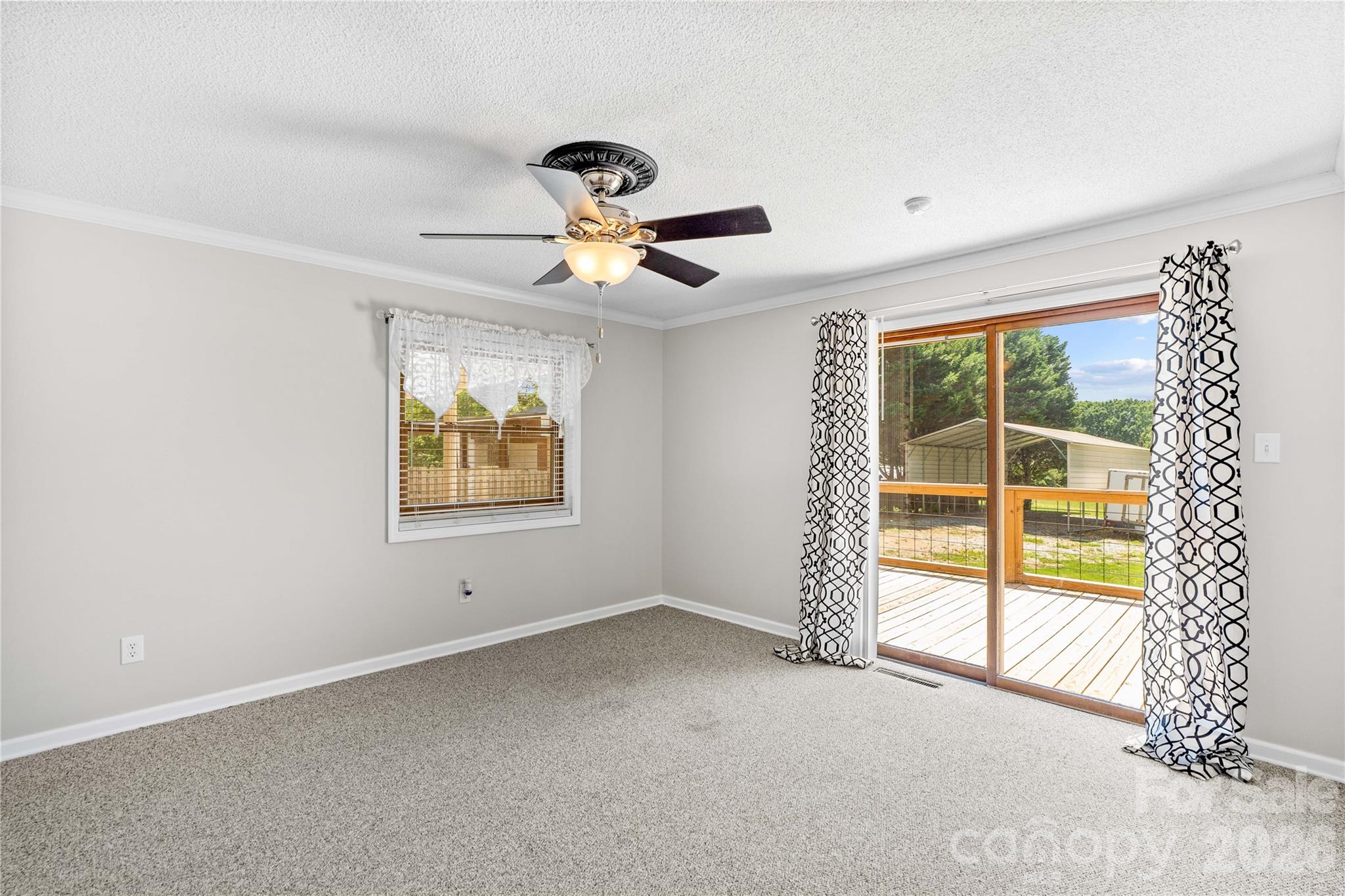 946 Shearers Road — Mooresville