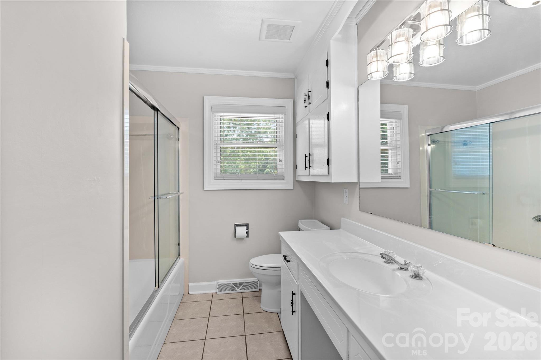 946 Shearers Road — Mooresville