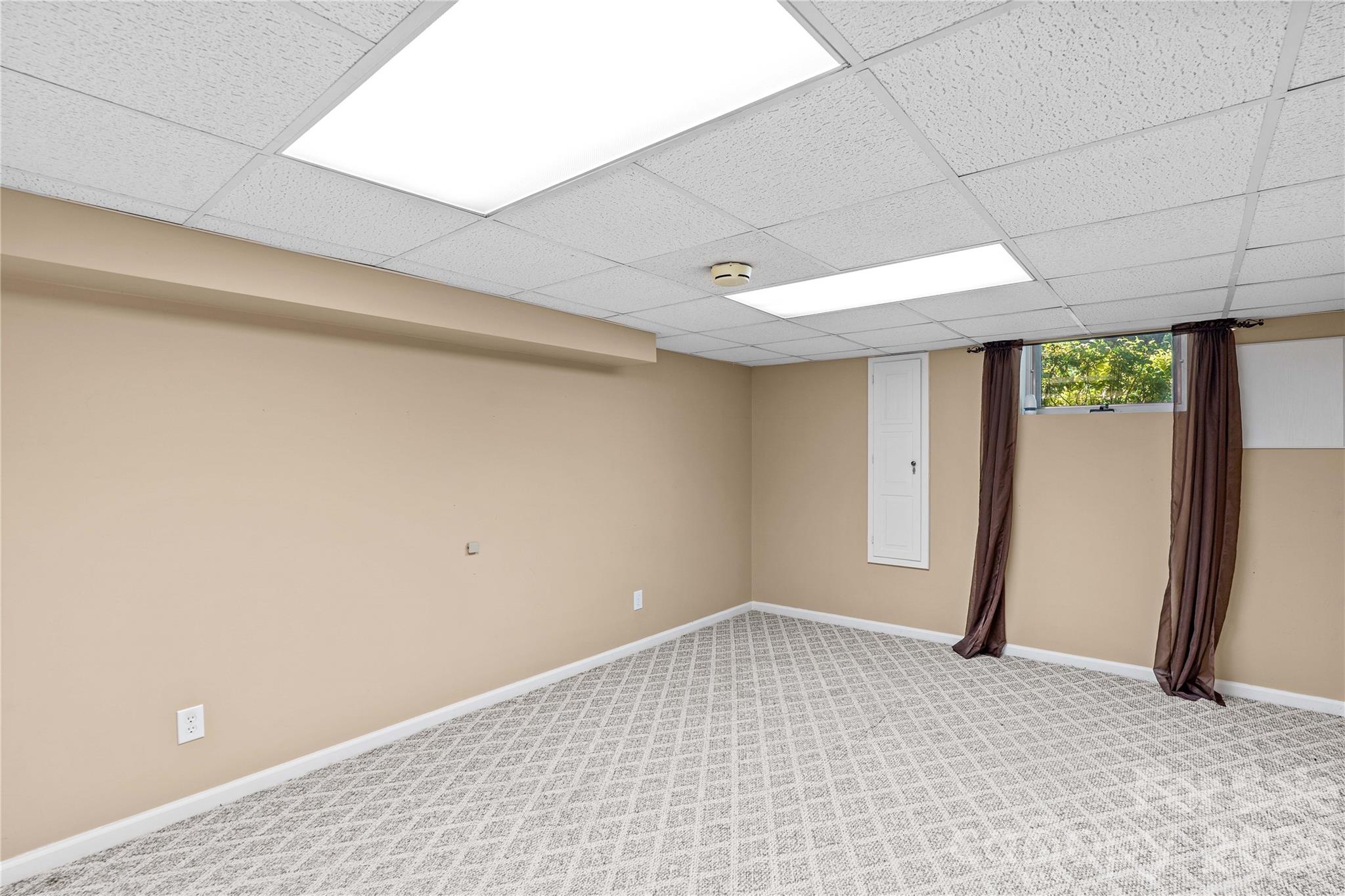 946 Shearers Road — Mooresville