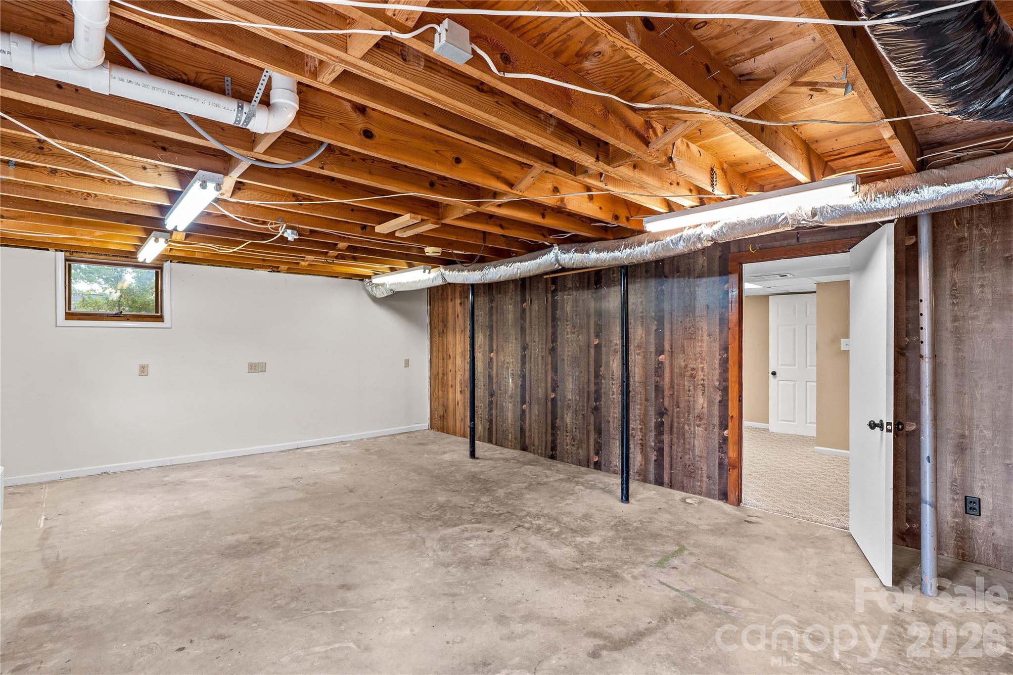 946 Shearers Road — Mooresville