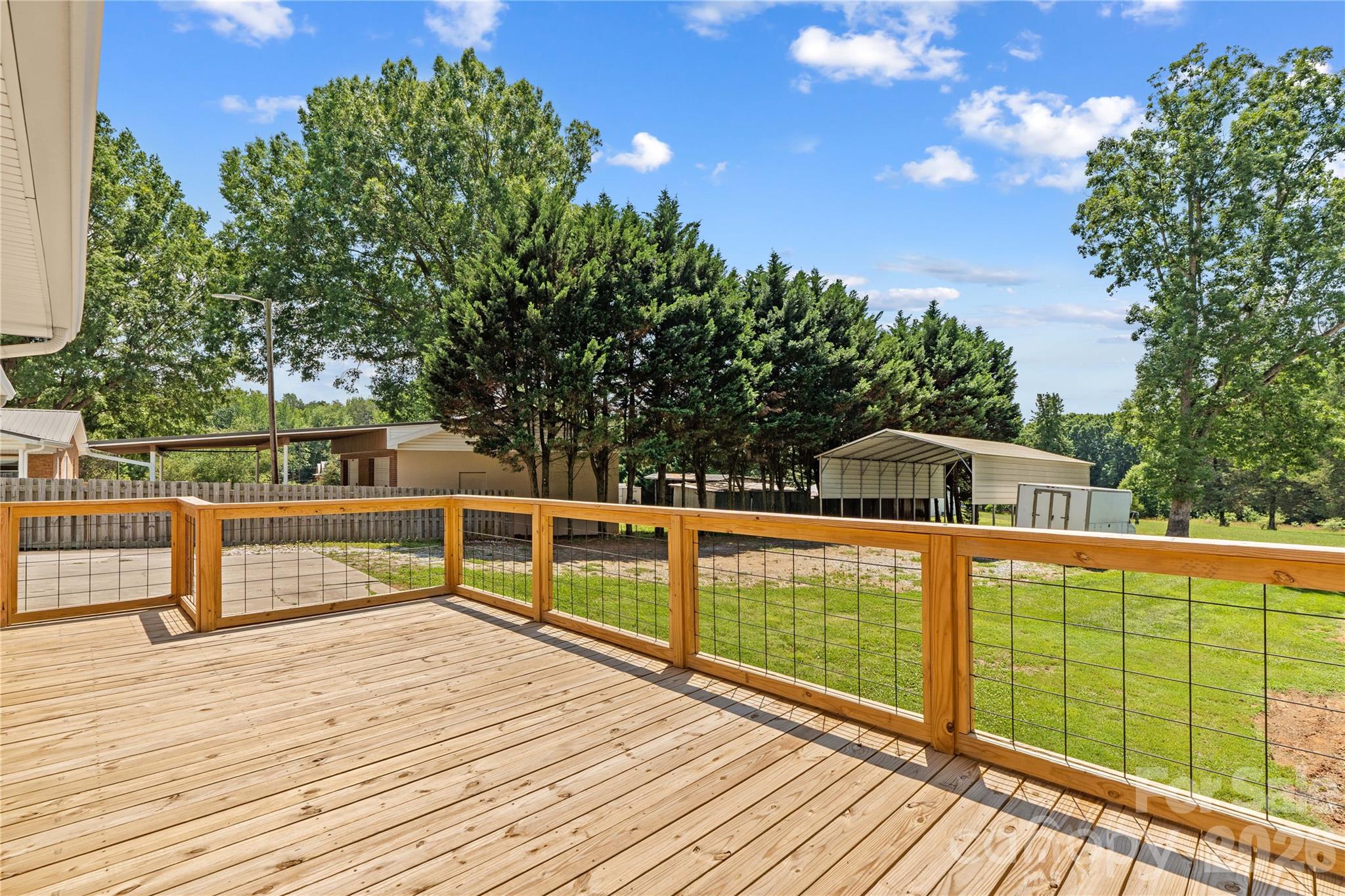 946 Shearers Road — Mooresville