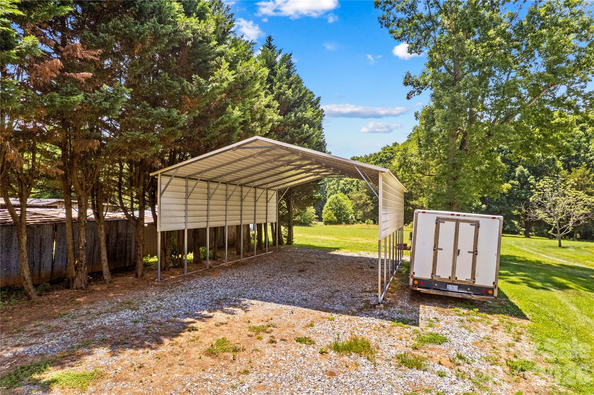 946 Shearers Road — Mooresville