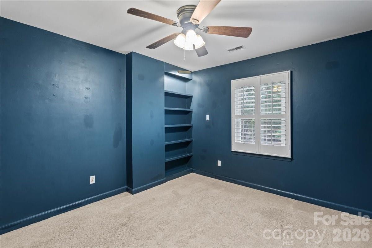 6740 Constitution Lane — Charlotte