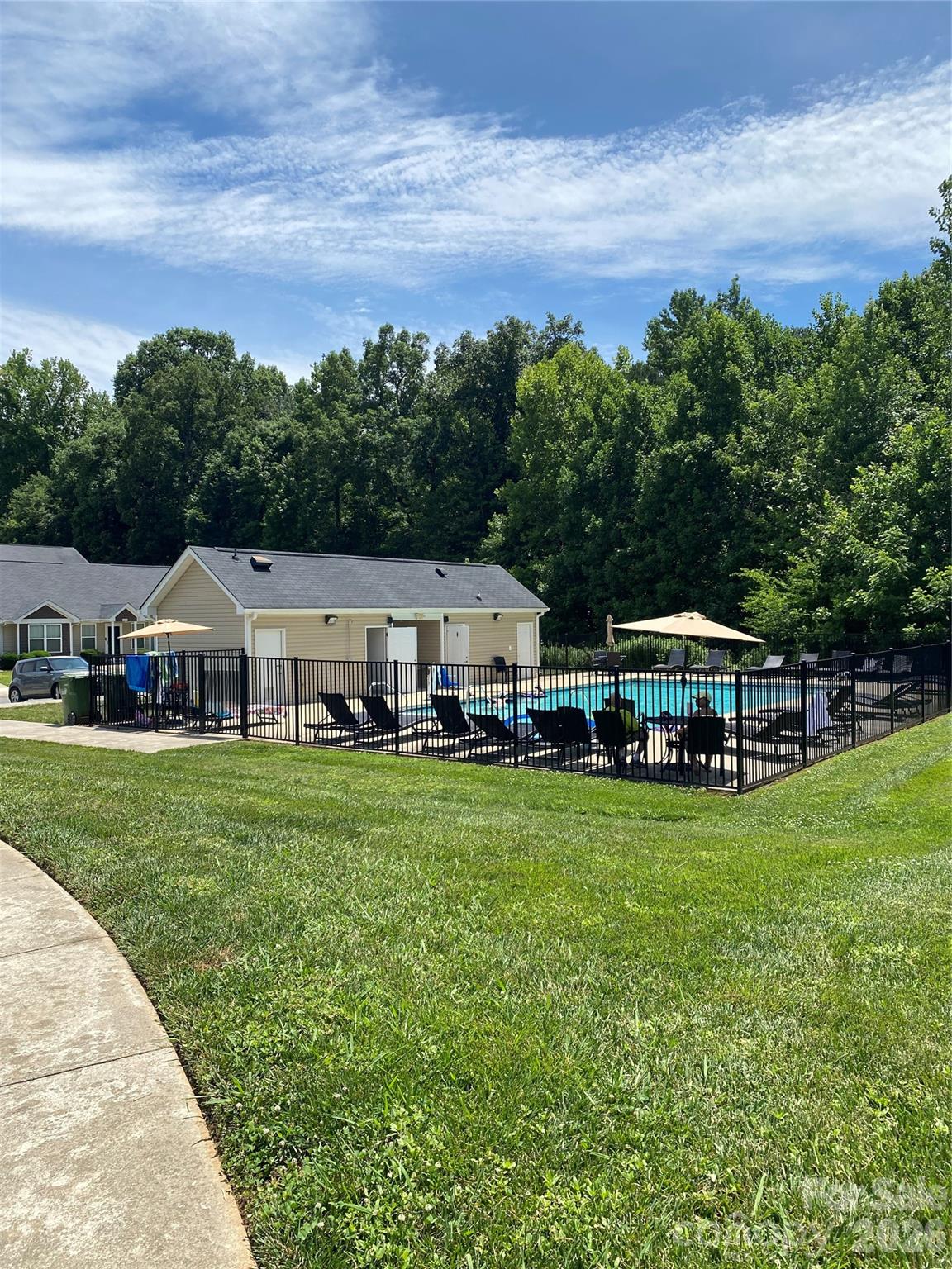 100 N Ferncliff Drive — Mount Holly