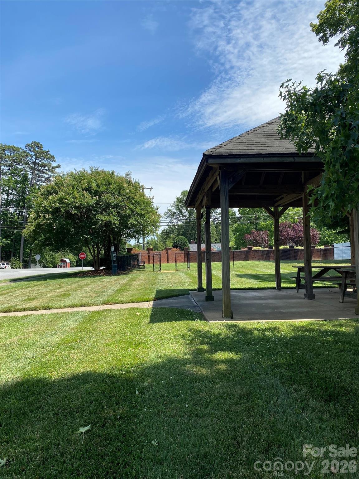 100 N Ferncliff Drive — Mount Holly