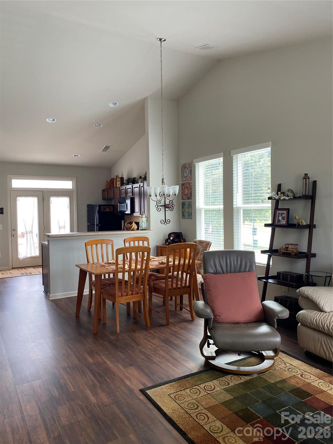 100 N Ferncliff Drive — Mount Holly