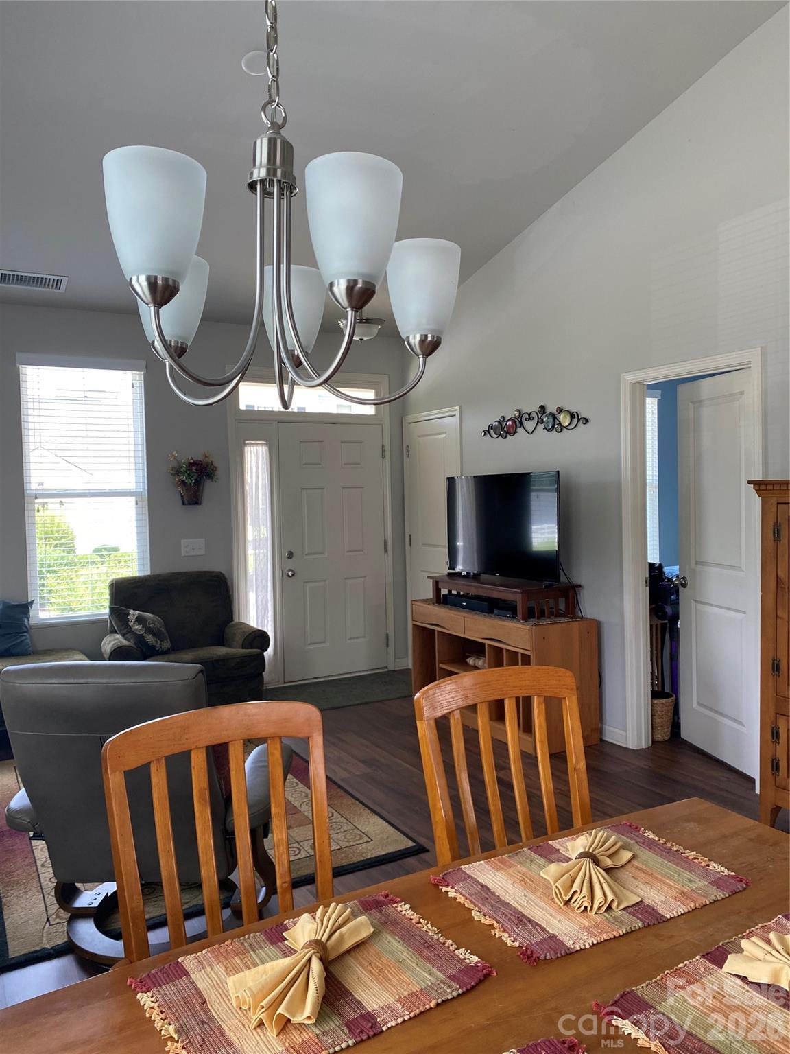 100 N Ferncliff Drive — Mount Holly