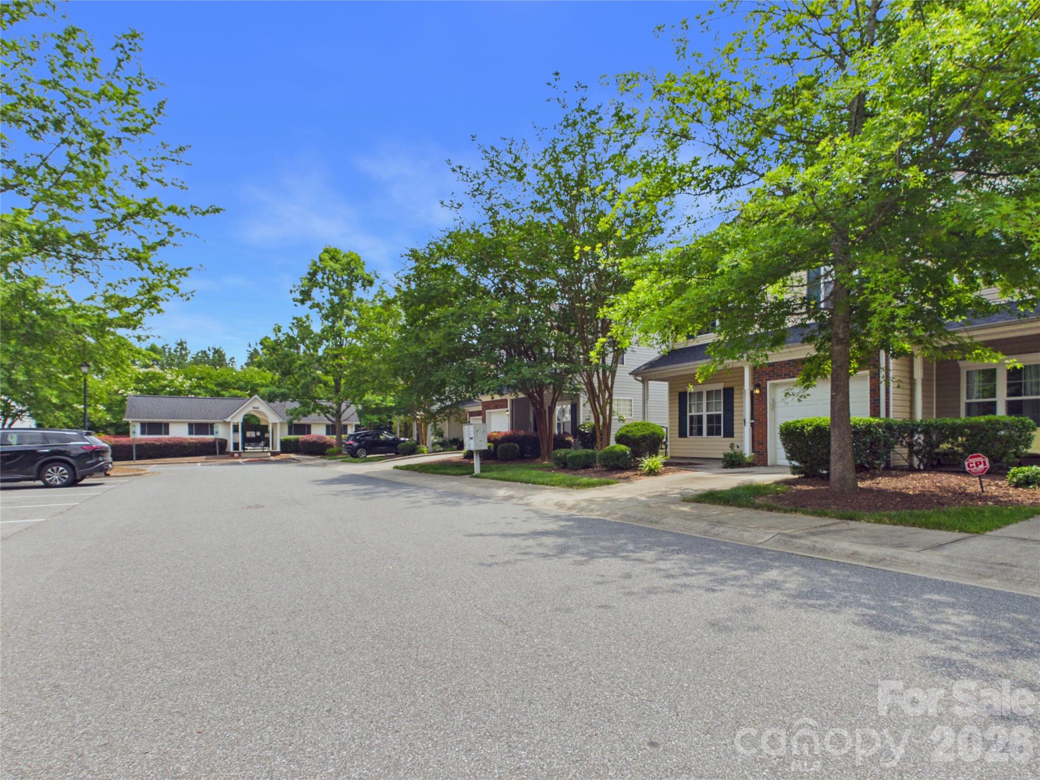 11753 Coddington Ridge Drive — Charlotte