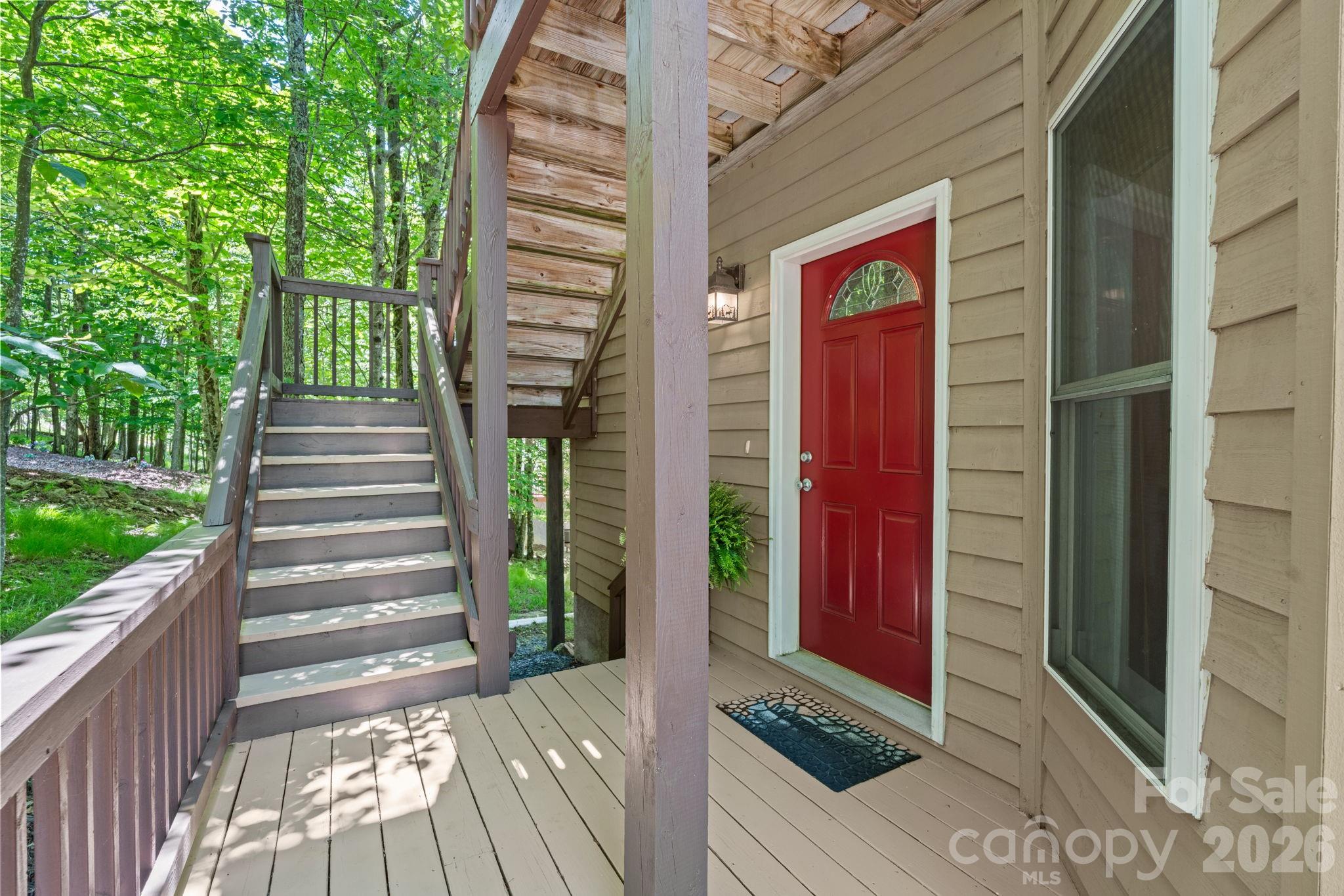 117 Pinnacle Ridge Road — Beech Mountain