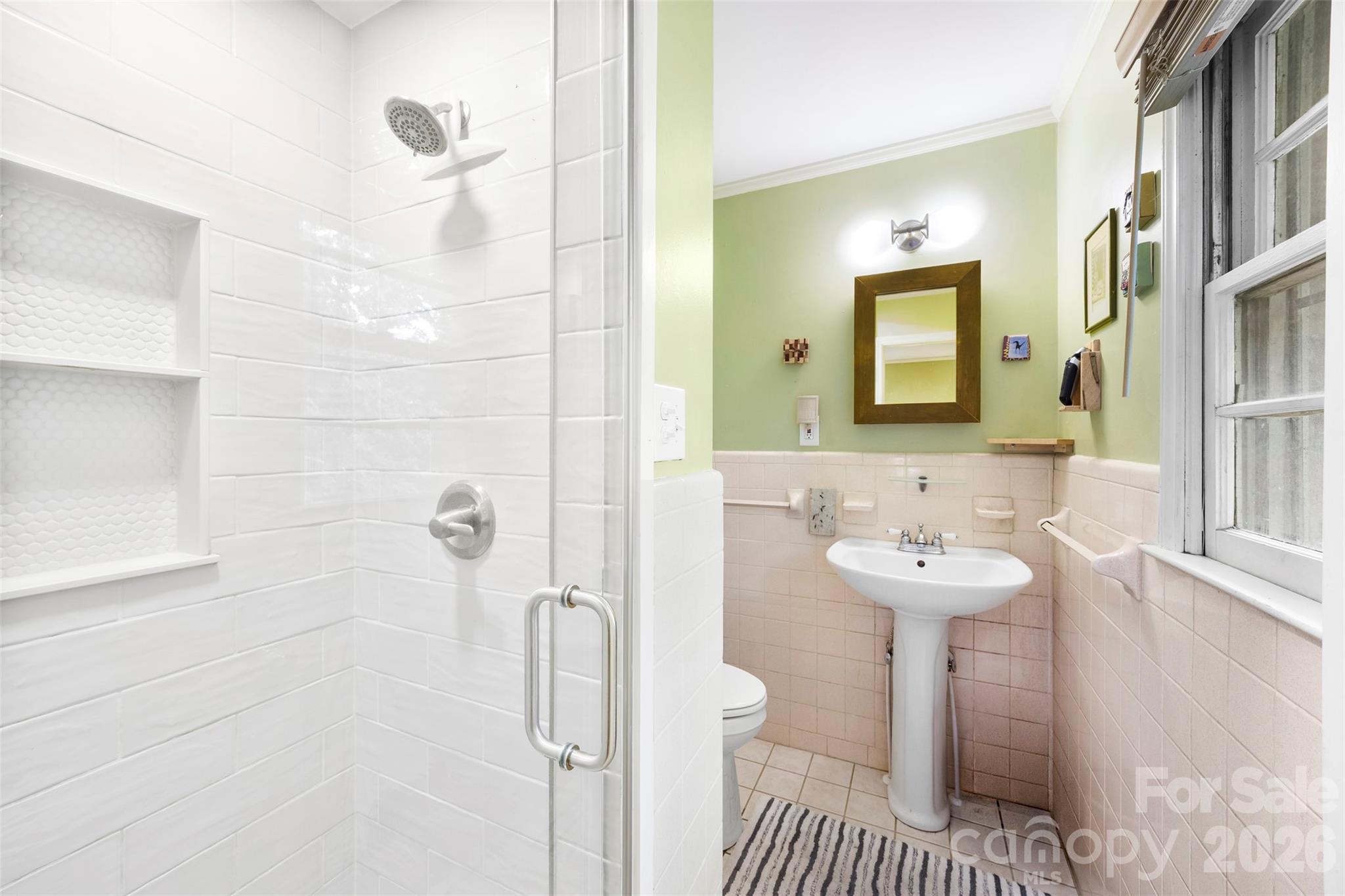 112 Amity Circle — Belmont