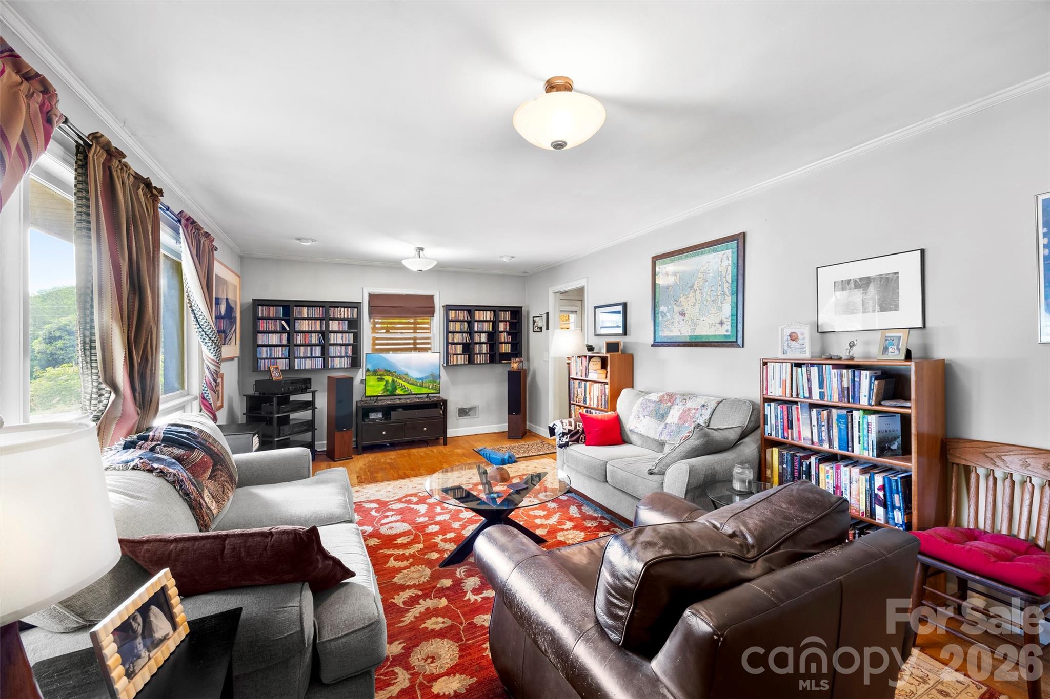 112 Amity Circle — Belmont