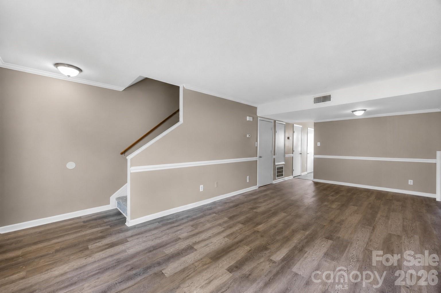 7915 Oak Meadow Court — Charlotte