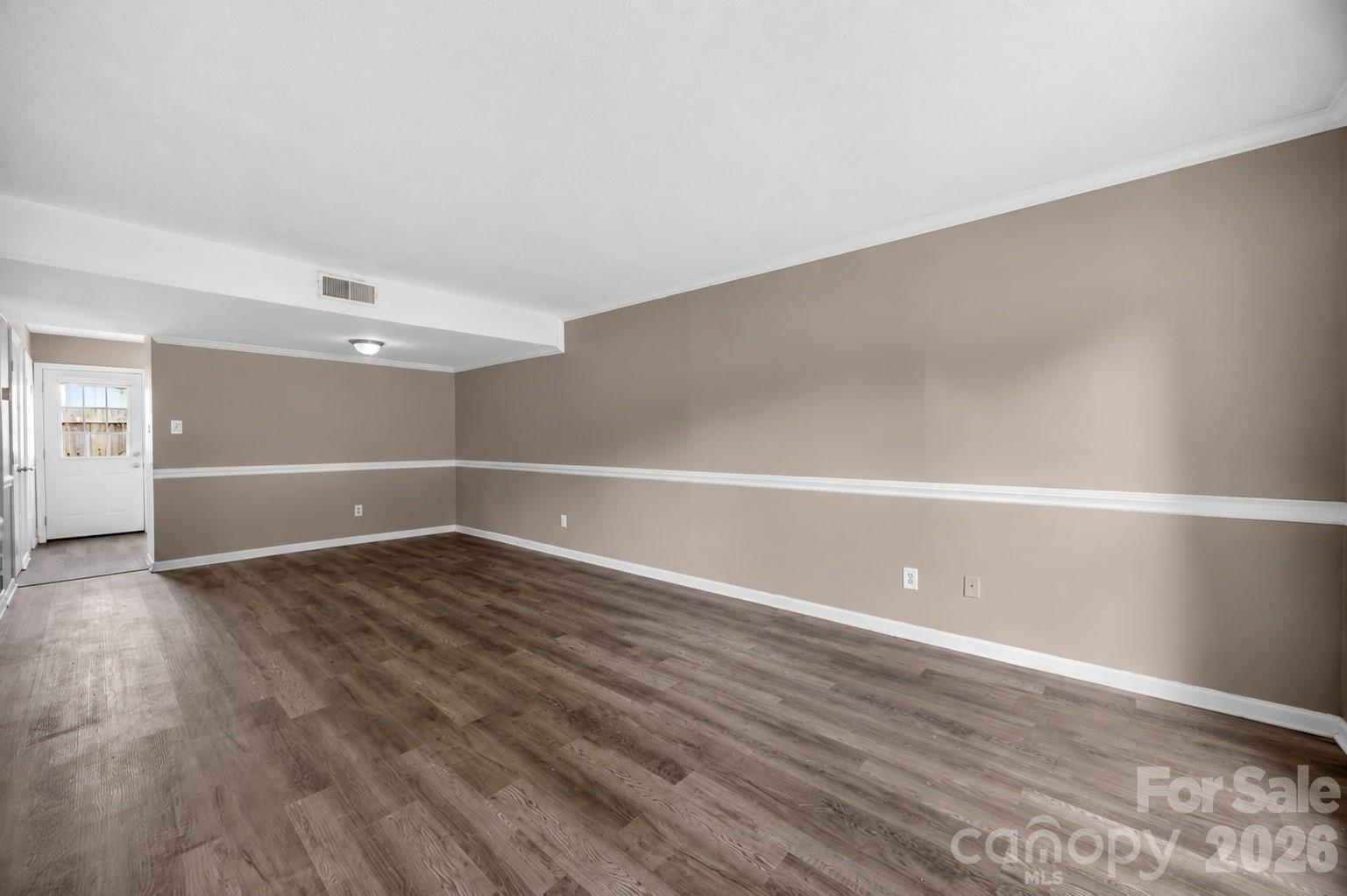 7915 Oak Meadow Court — Charlotte